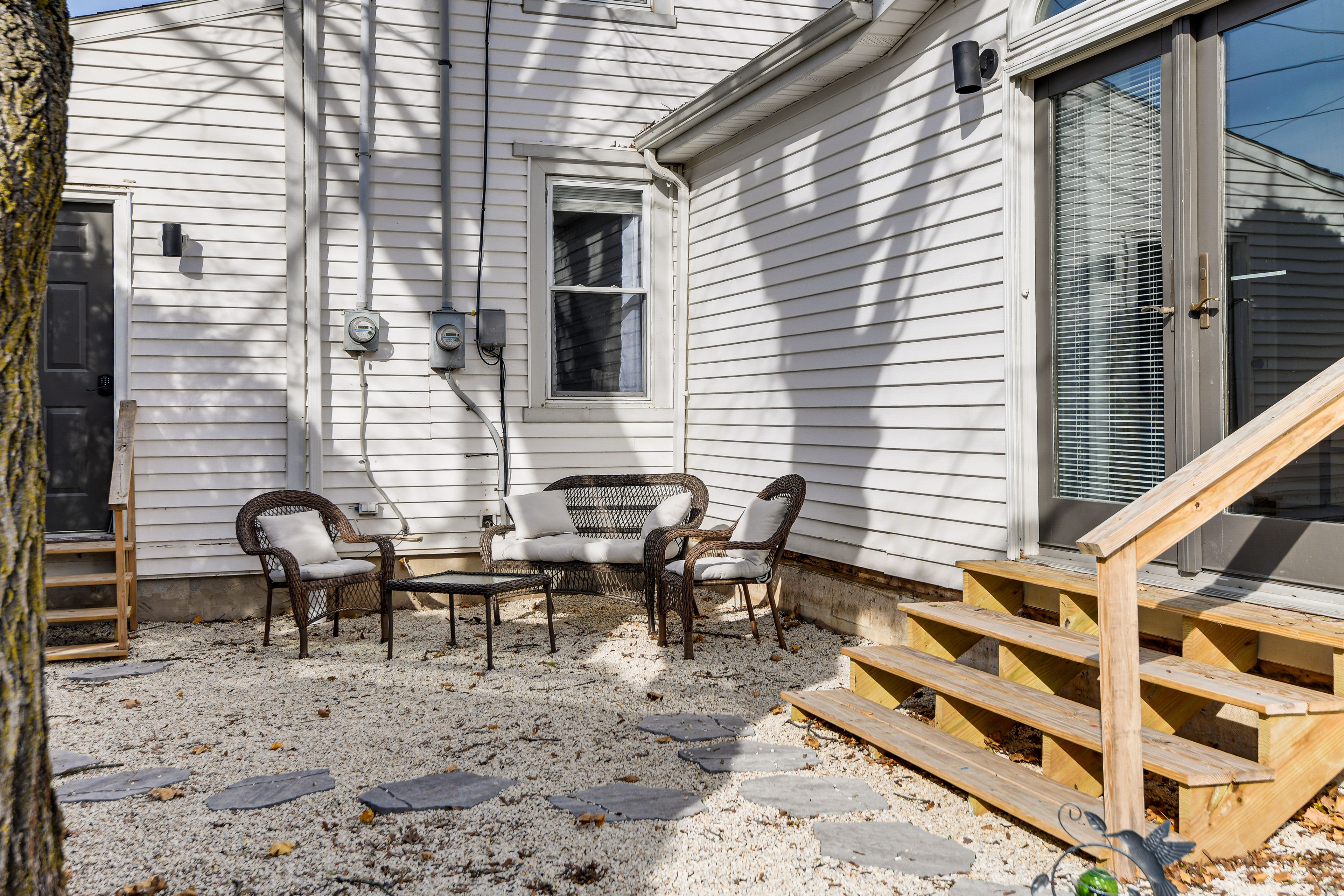 Patio | Lounge Seating | Gas Grill