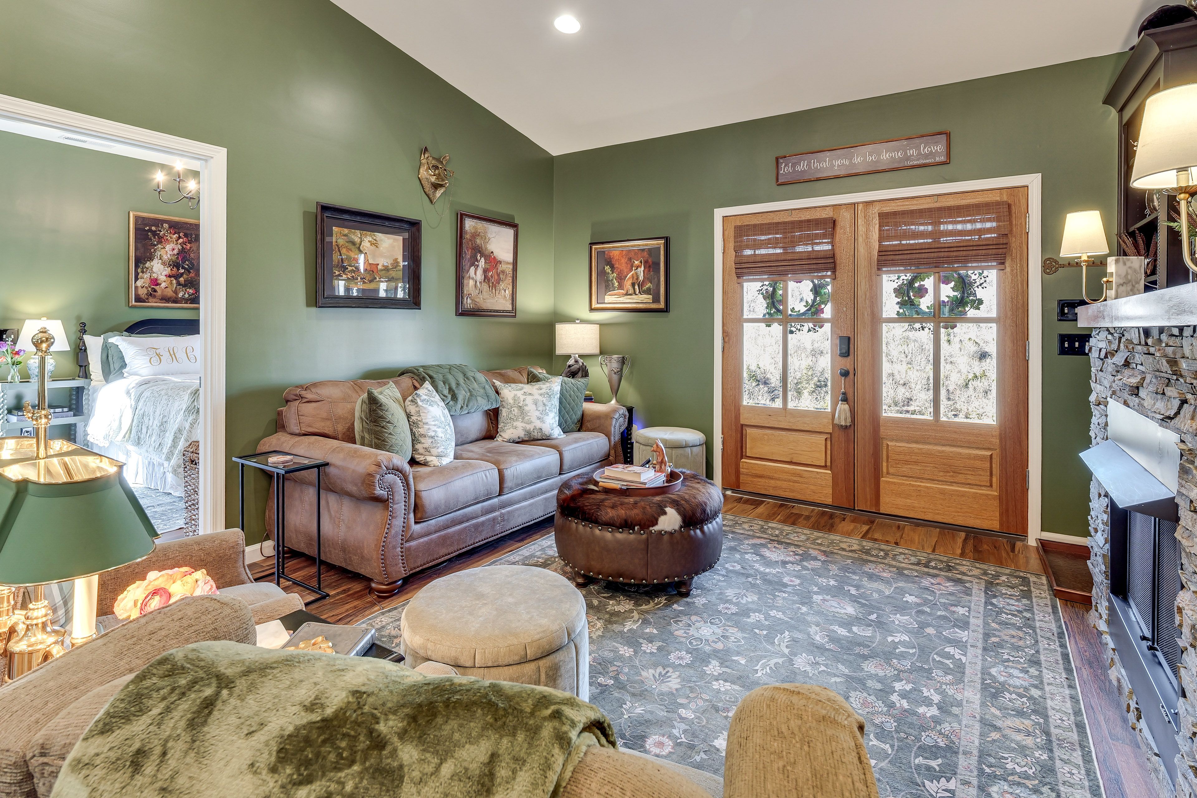 Living Area | Queen Sleeper Sofa