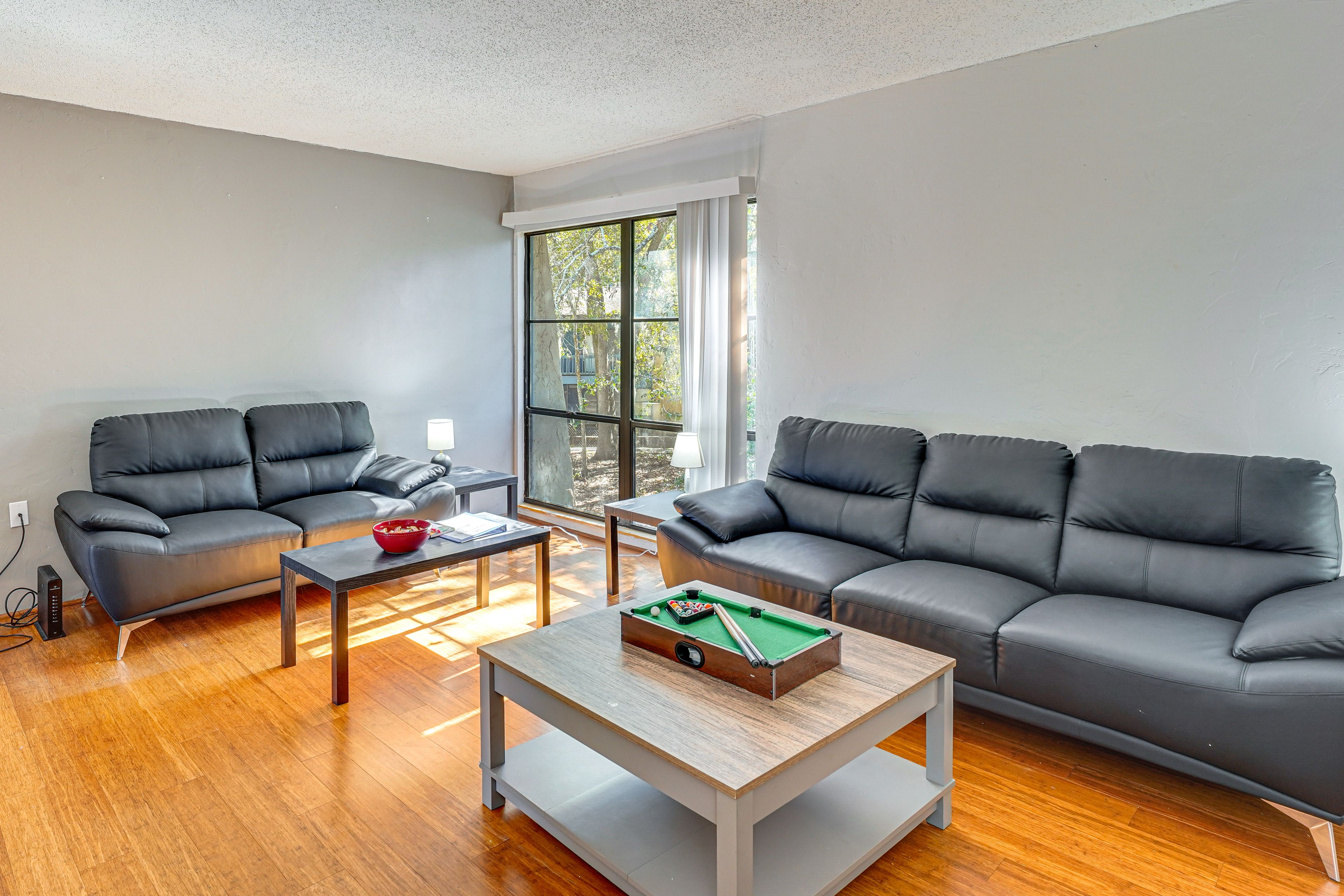 Gainesville Vacation Rental | 1BR | 2BA | 900 Sq Ft | Stairs to Enter