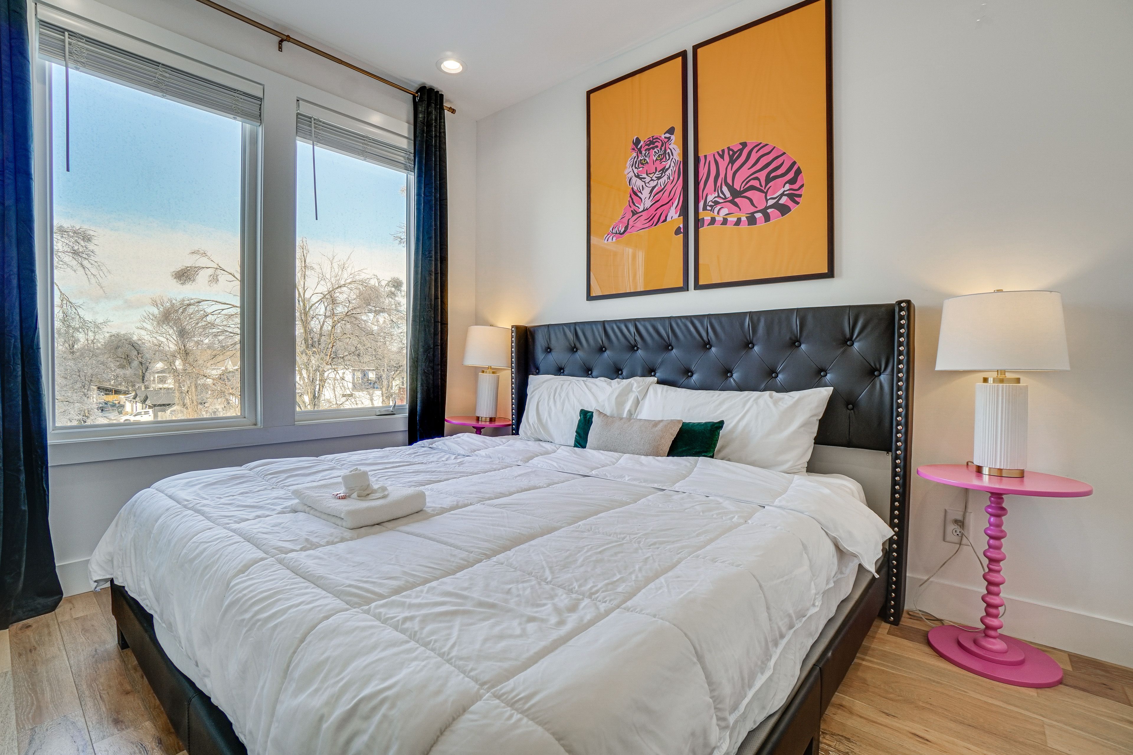 Bedroom 1 | Full Bed | 3rd Floor