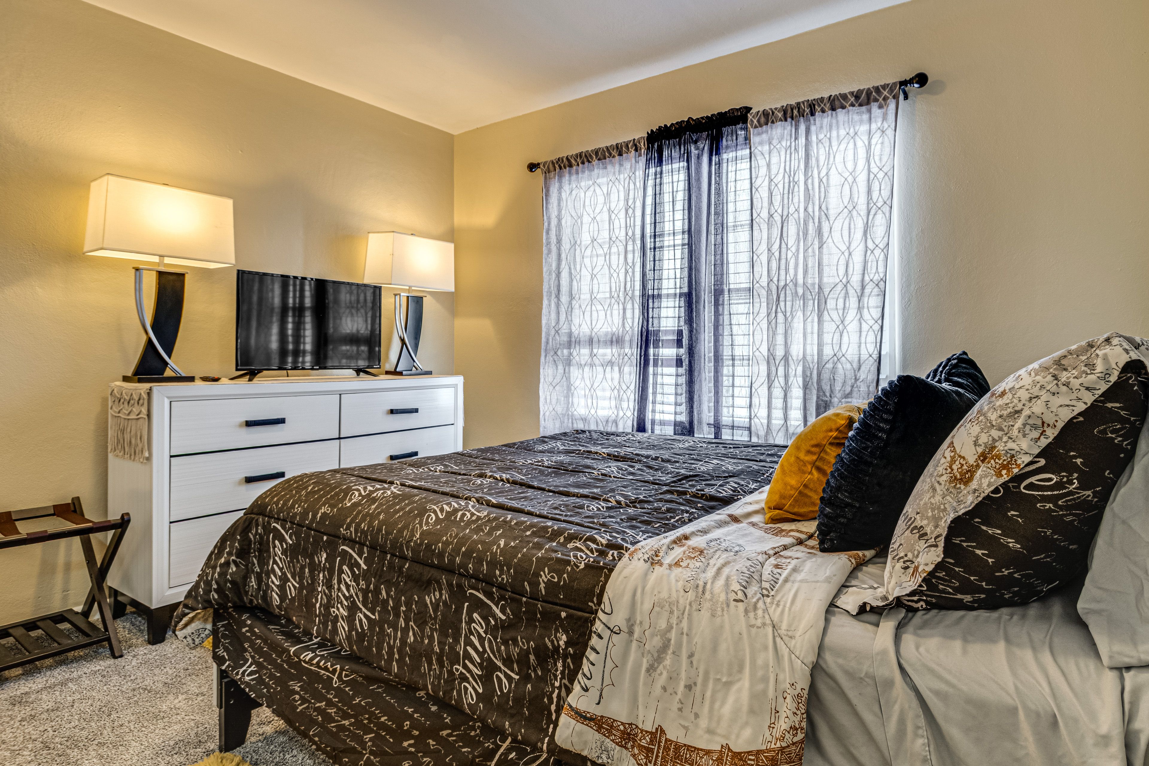 Bedroom 2 | Full Bed