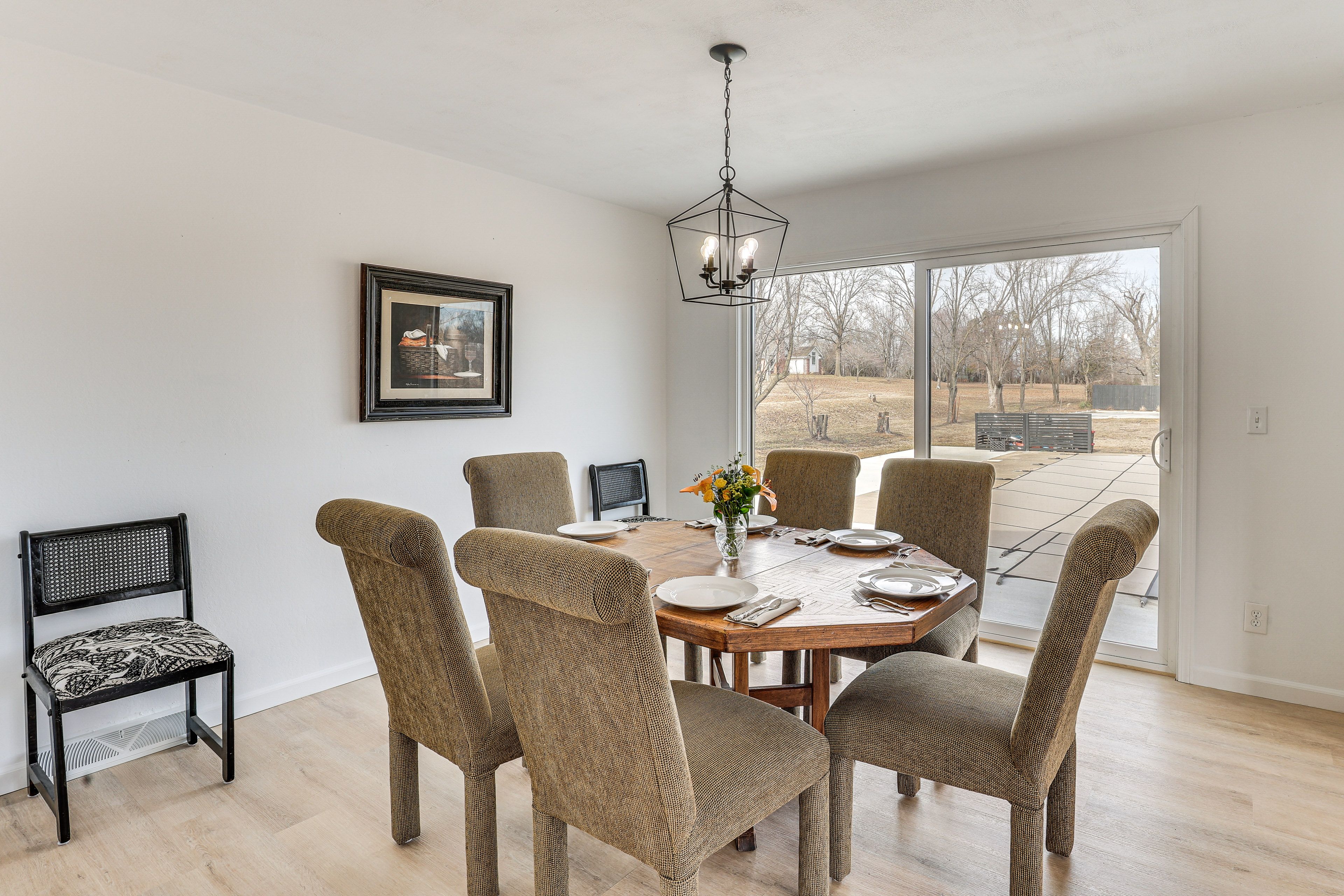 Dining Area | 1st Floor