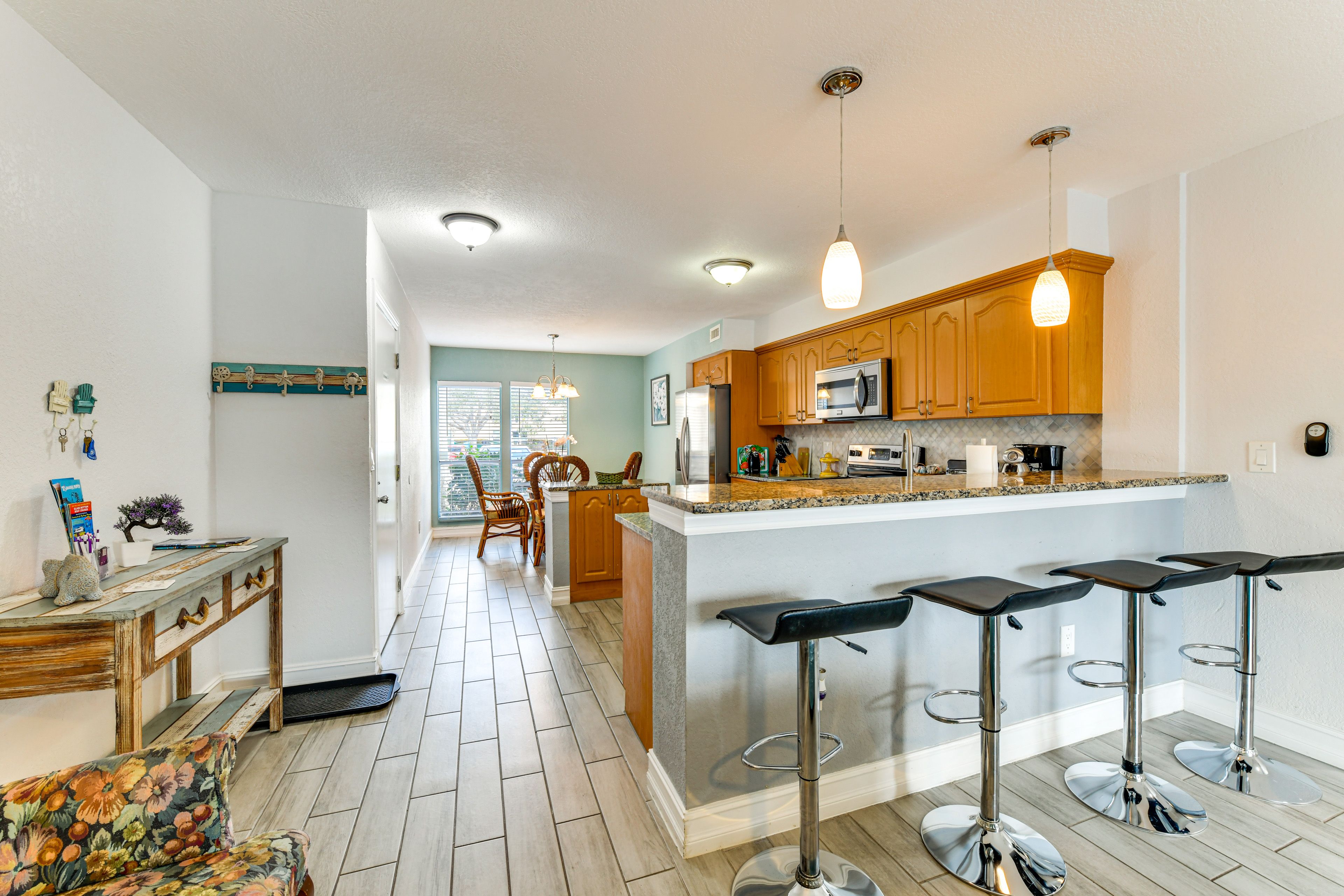 Kitchen | Breakfast Bar | Coffee Maker