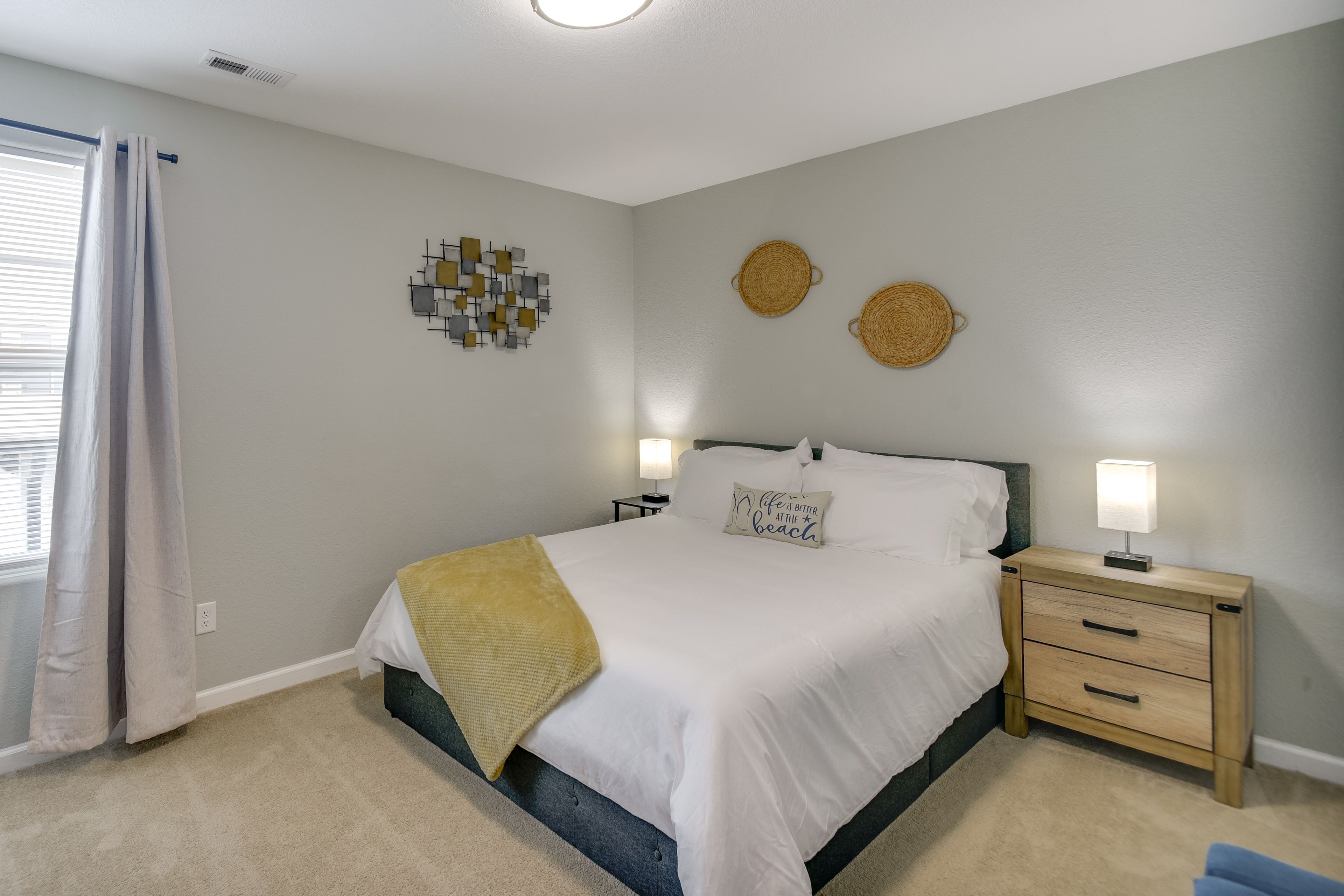 Bedroom 2 | Queen Bed | 2nd Floor