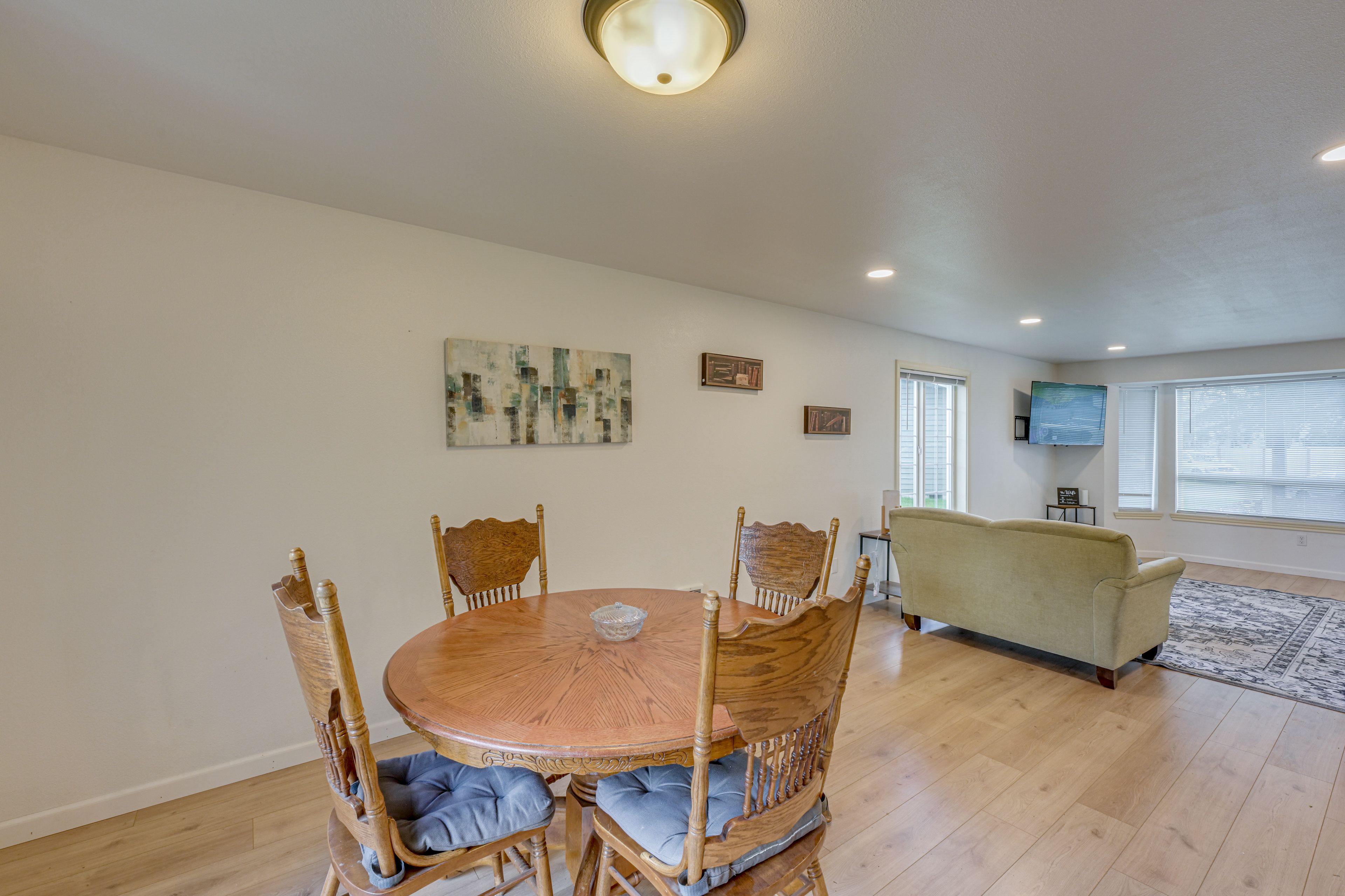 Dining Area | 1st Floor