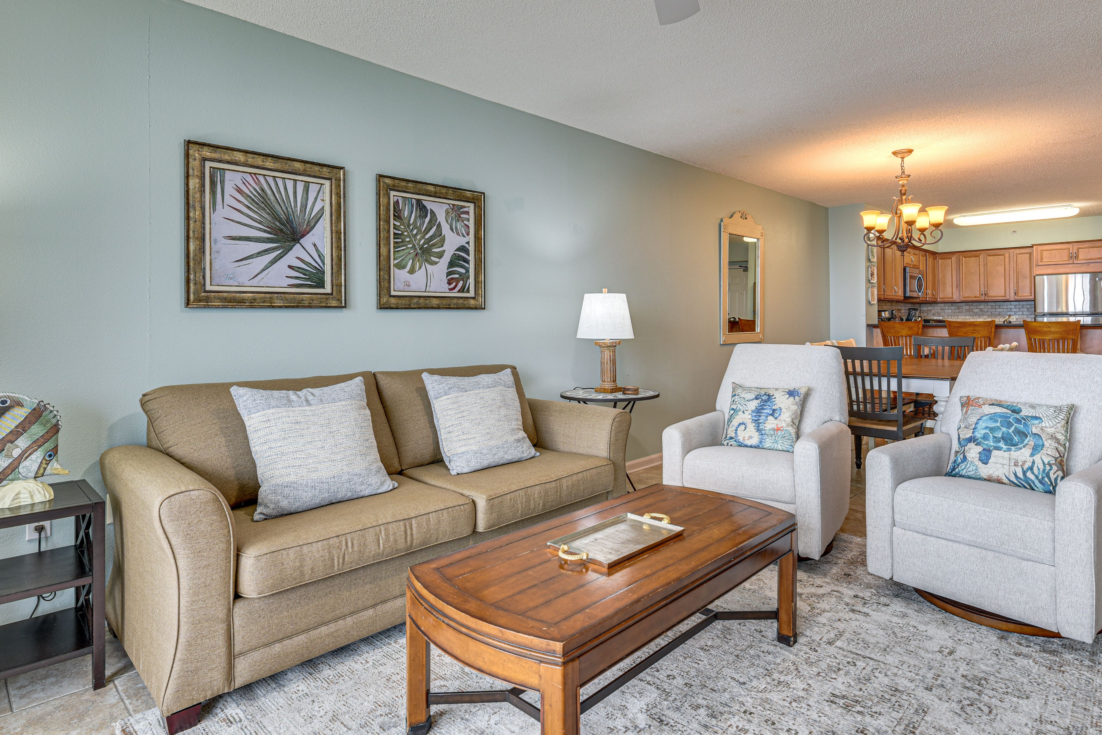 Condo Interior | Full Kitchen