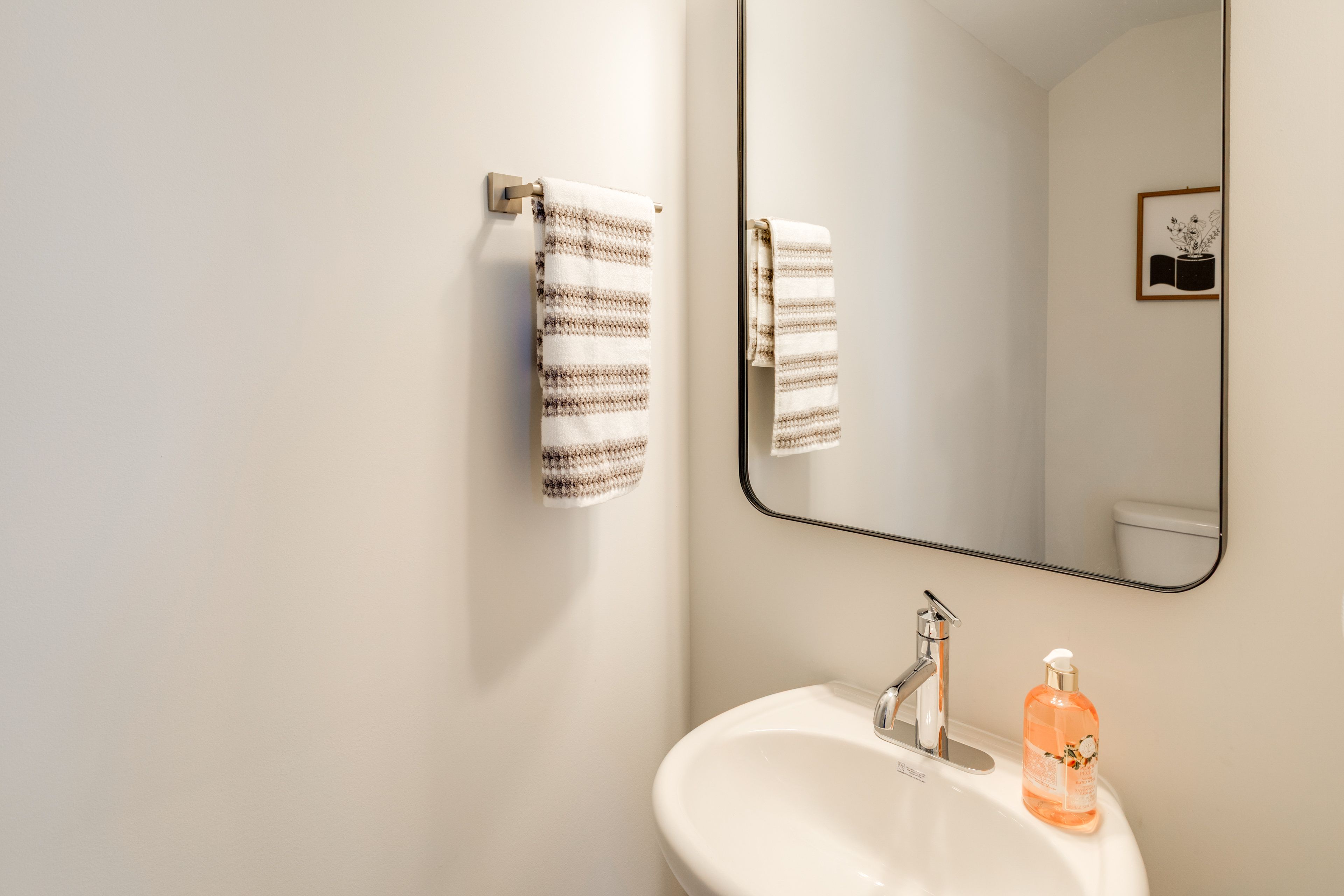 Half Bathroom | Loft