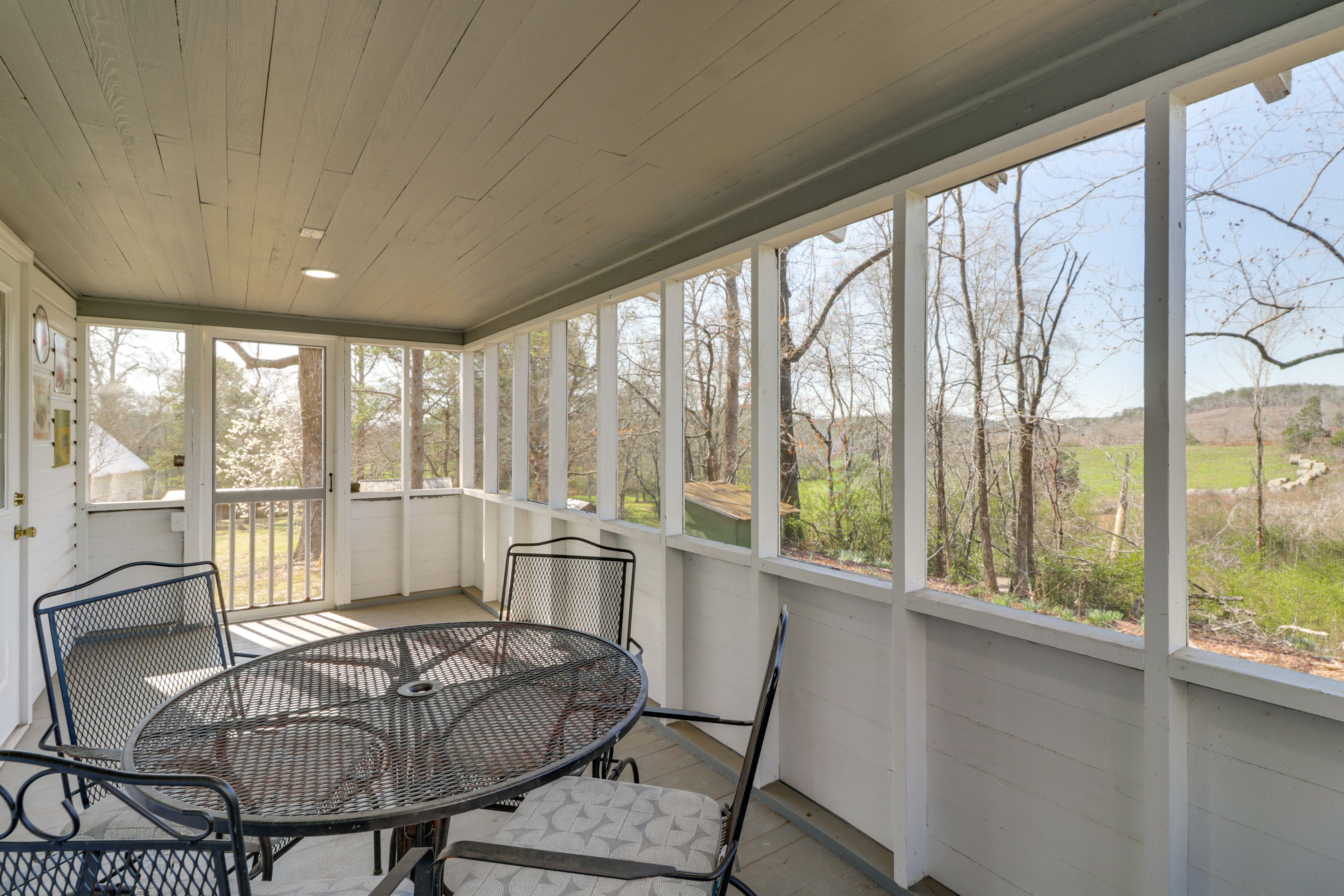 Lineville Vacation Rental | 2BR | 1BA | 1,500 Sq Ft