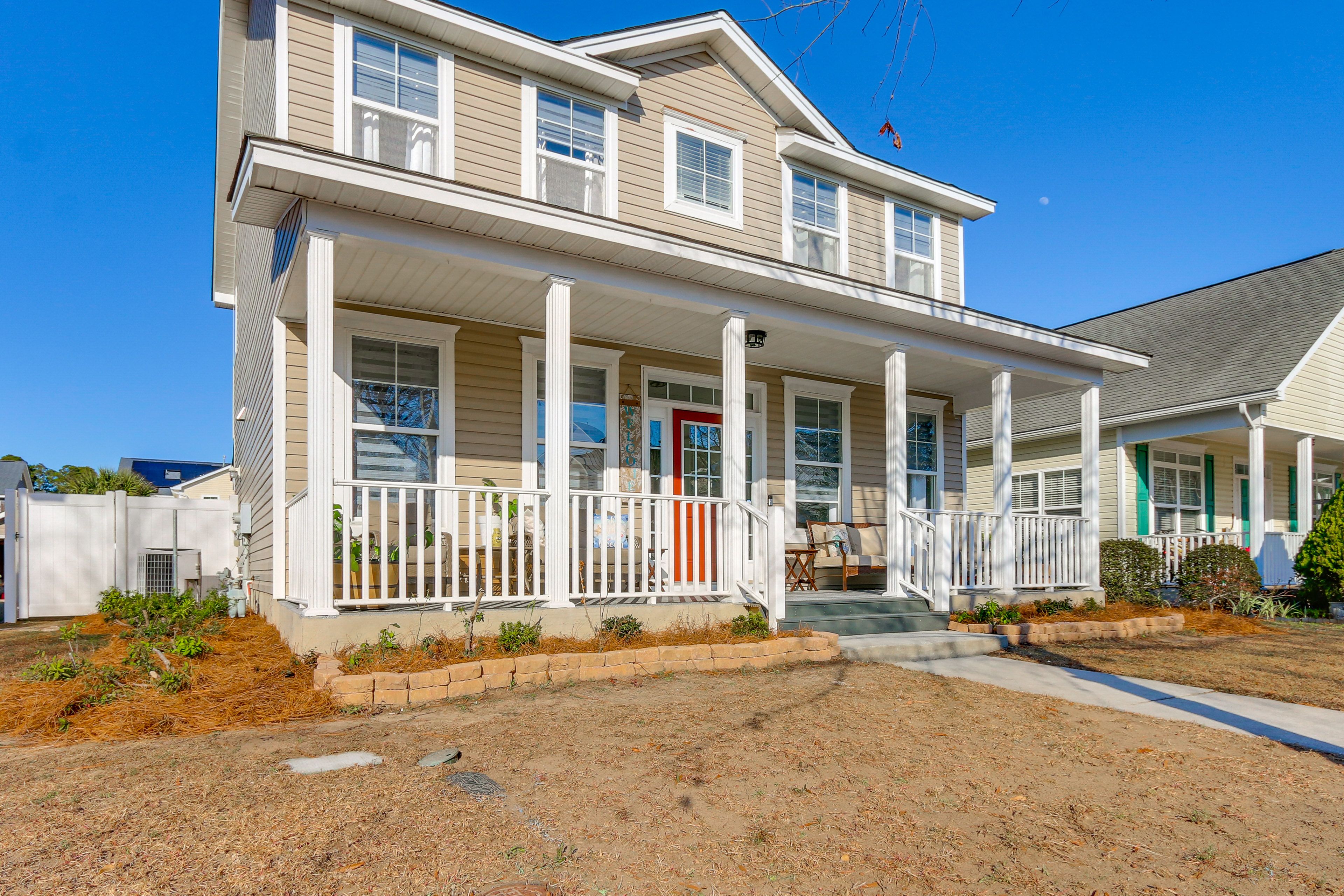 House Exterior | Driveway (2 Vehicles) | Street Parking
