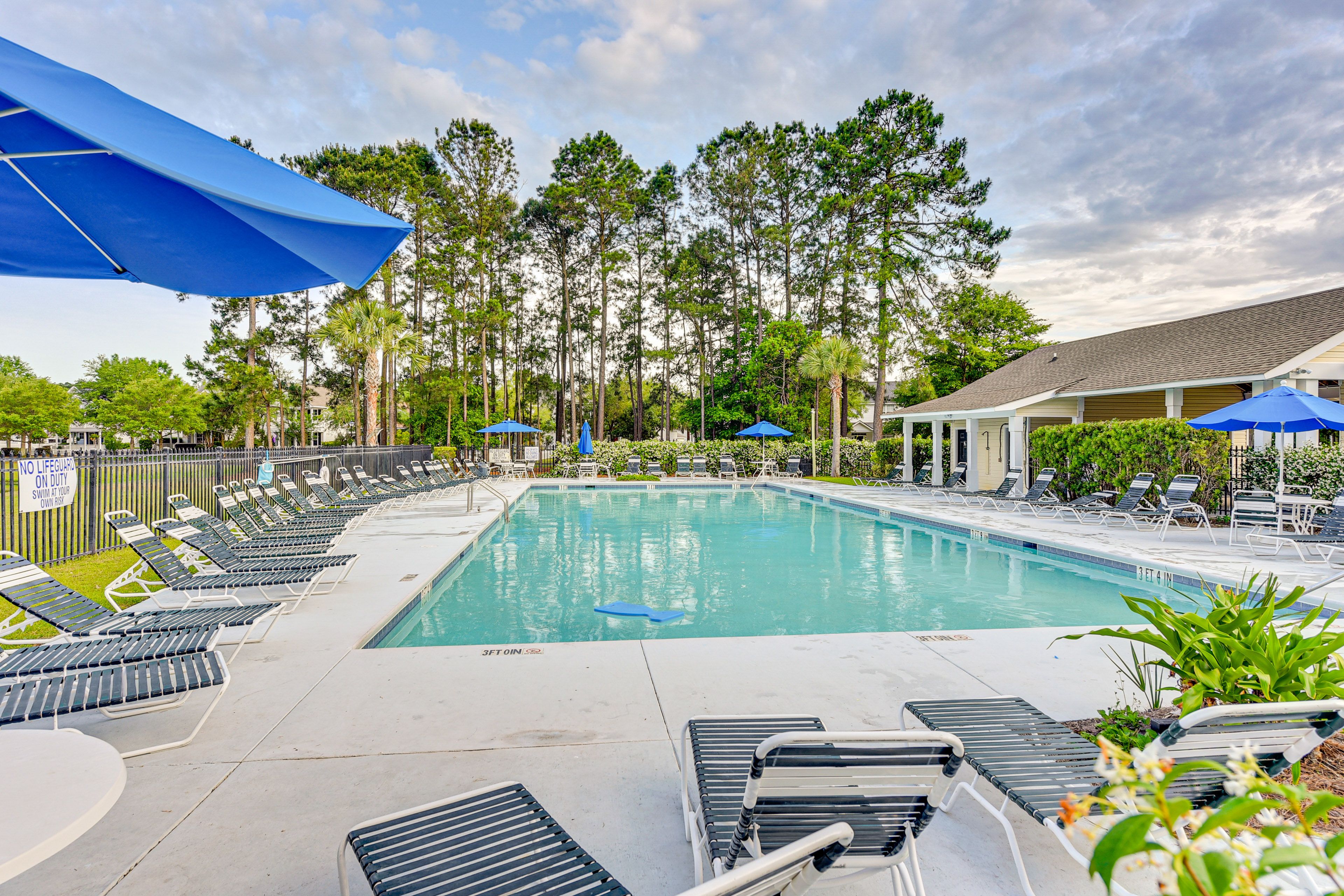 Bluffton Park Community Pool