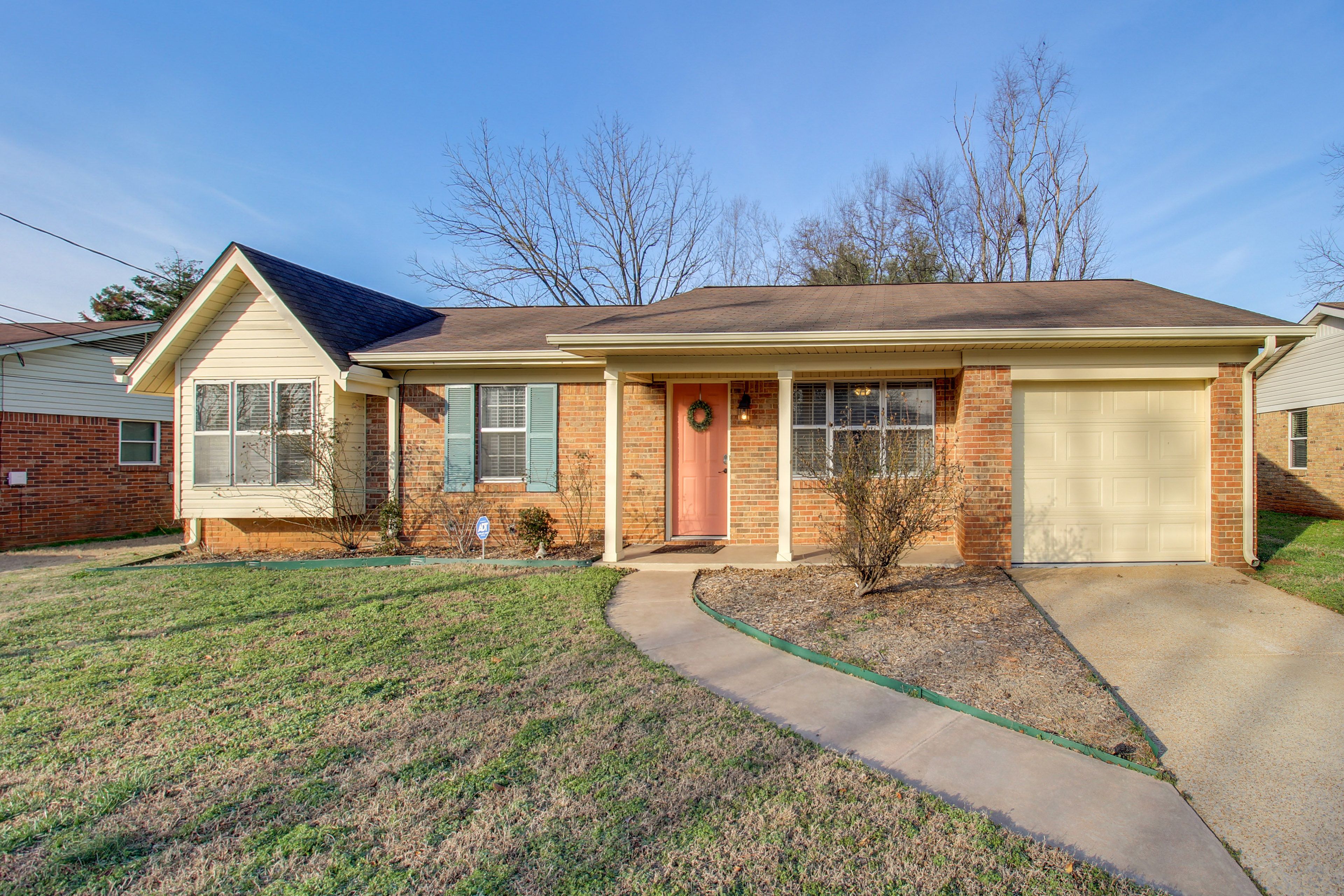 Huntsville Vacation Rental | 3BR | 1.5BA | 1,400 Sq Ft