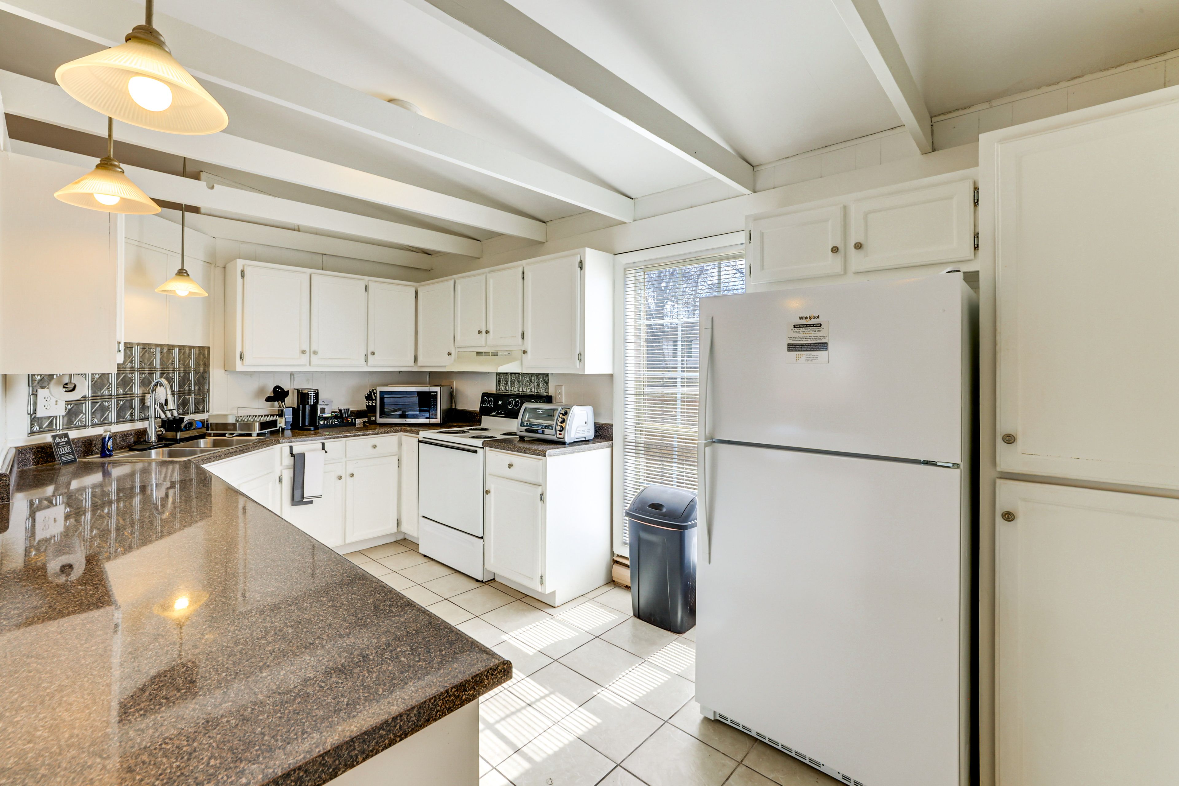 Kitchen | Cooking Basics | Drip & Pod Coffee Maker