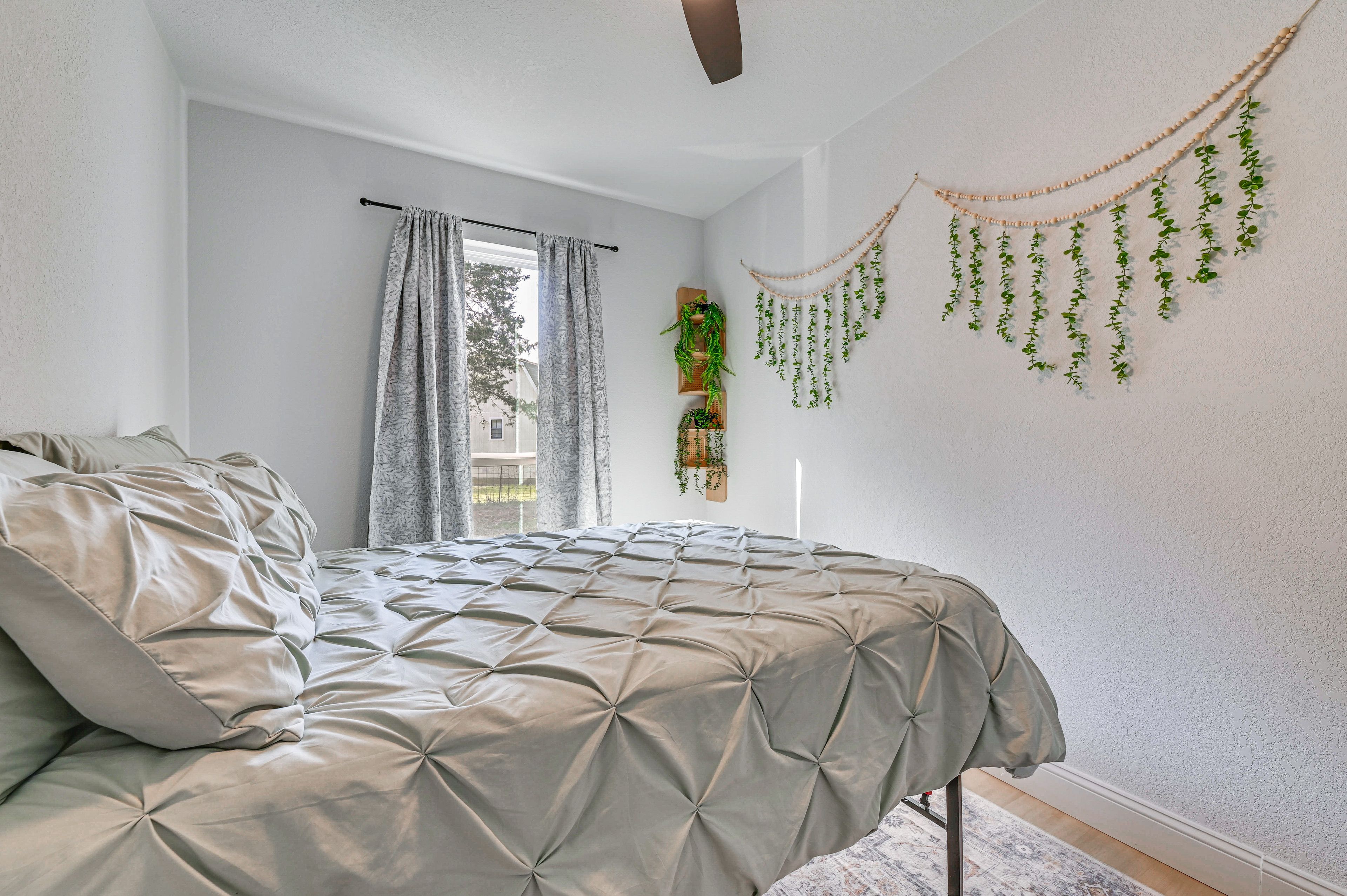 Bedroom 2 | Full Bed