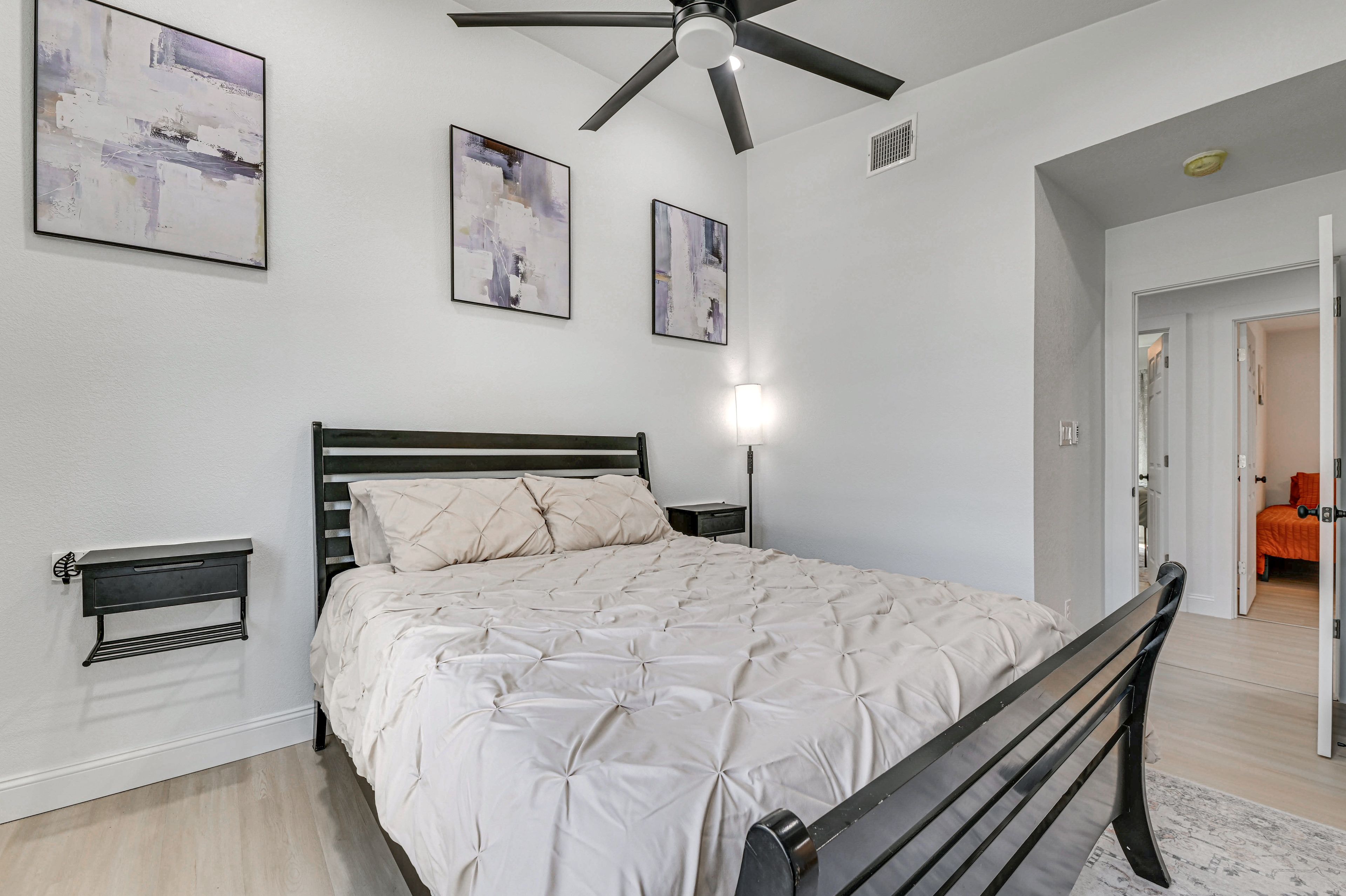 Bedroom 1 | Queen Bed | Linens Provided