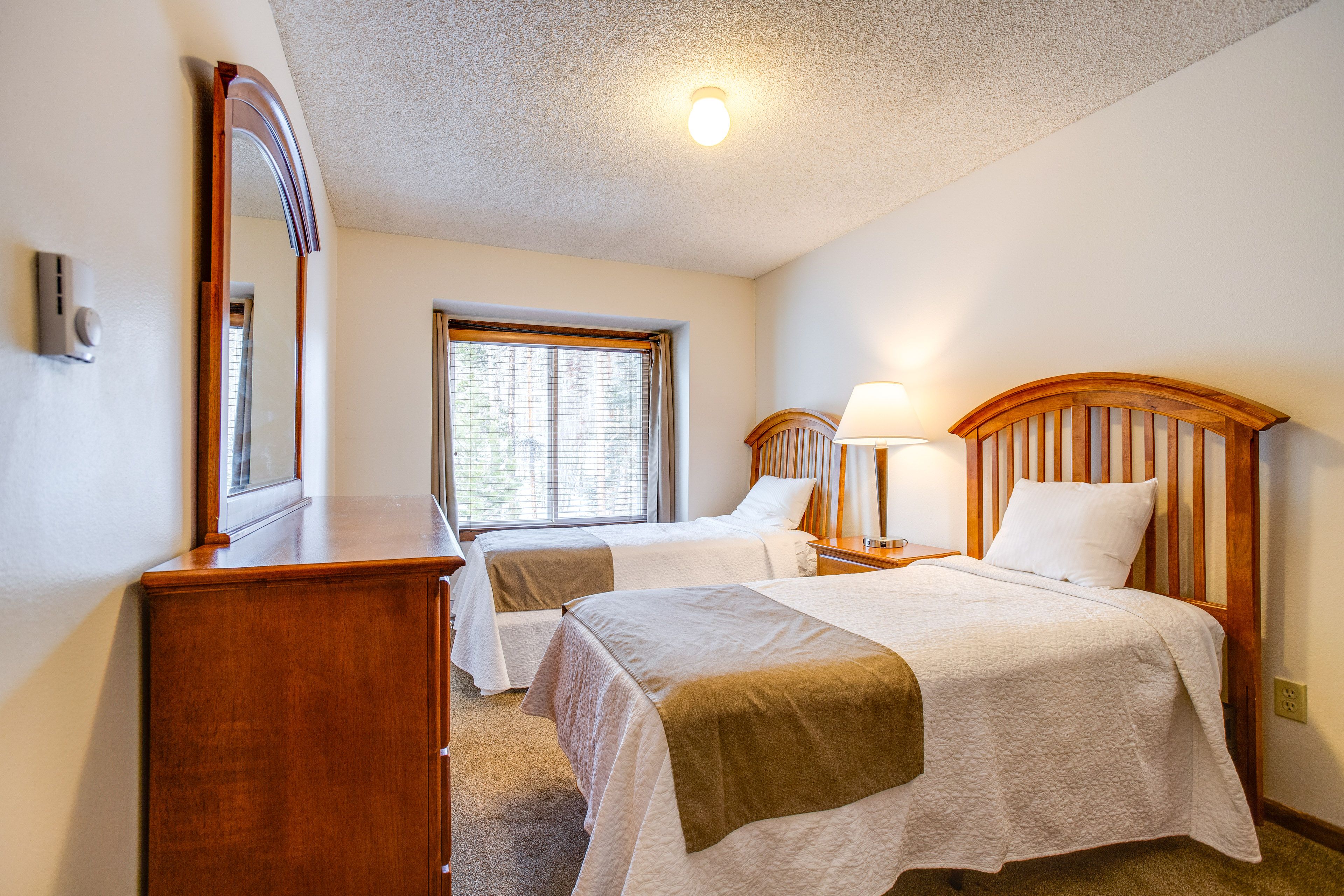 Bedroom 3 | 2 Twin Beds | 2nd Floor