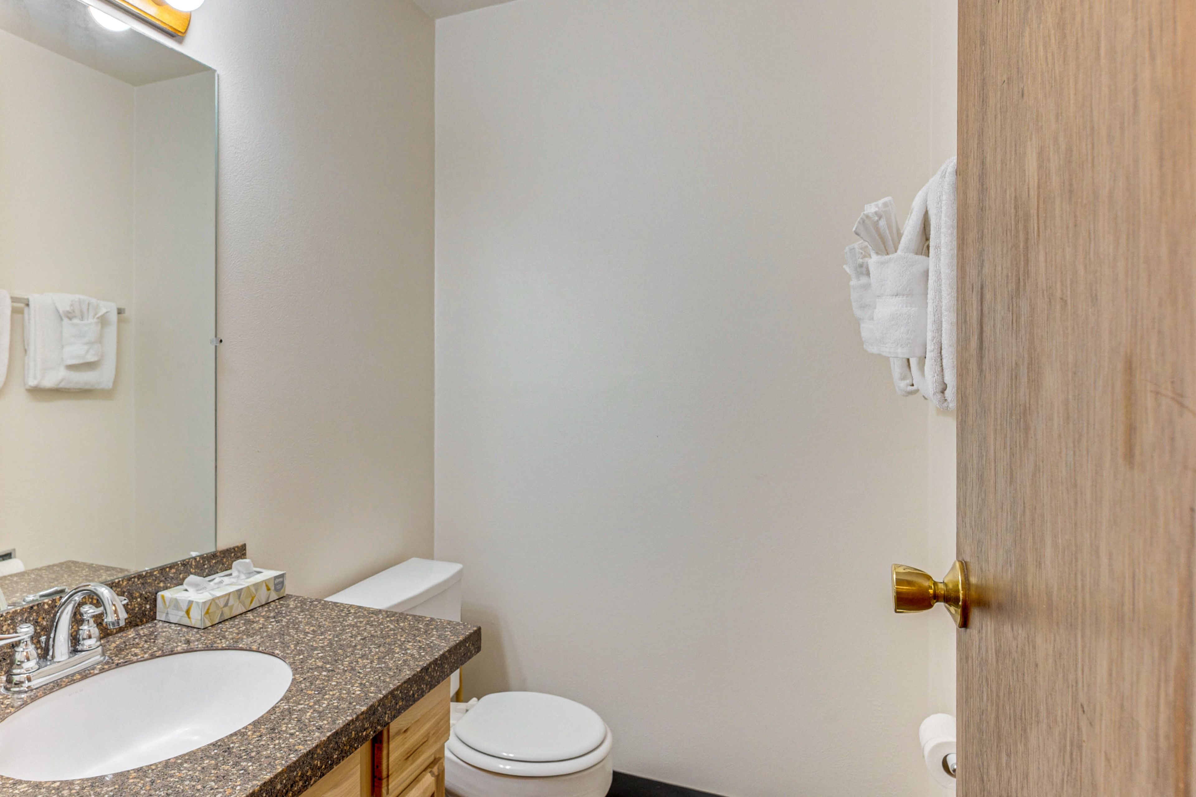 Half Bathroom | 1st Floor