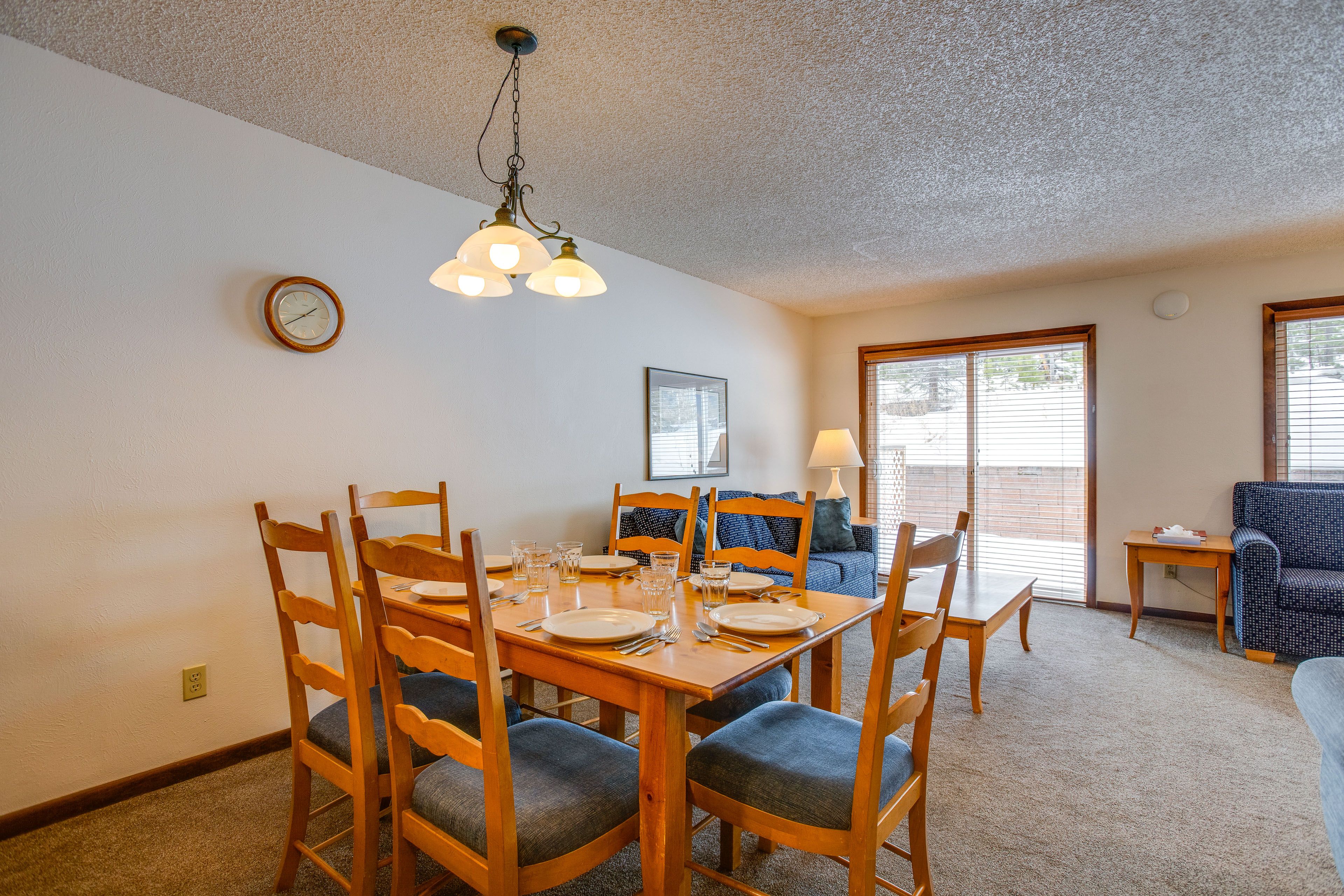 Dining Area | Main Level