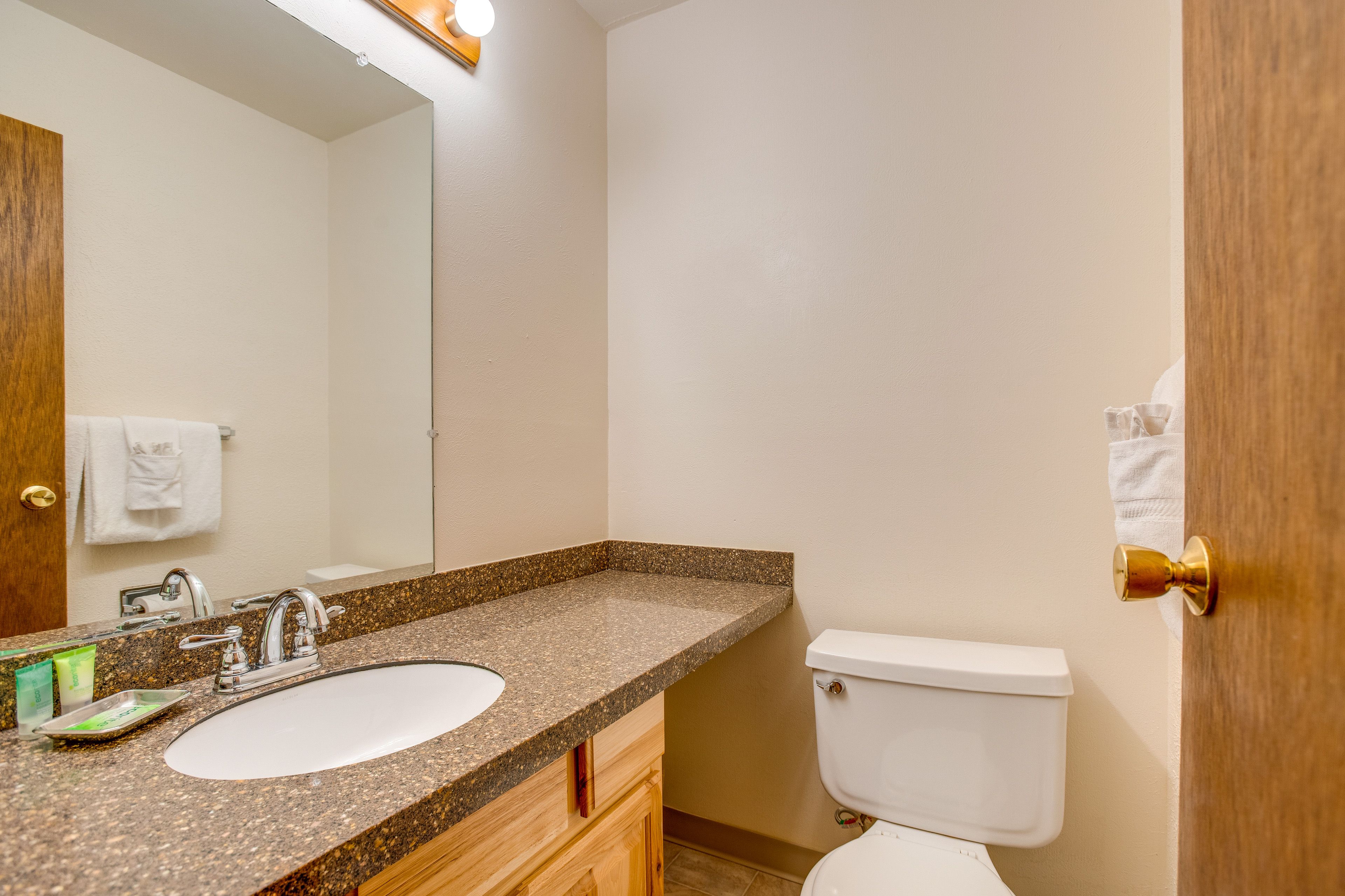 Half Bathroom | Main Level