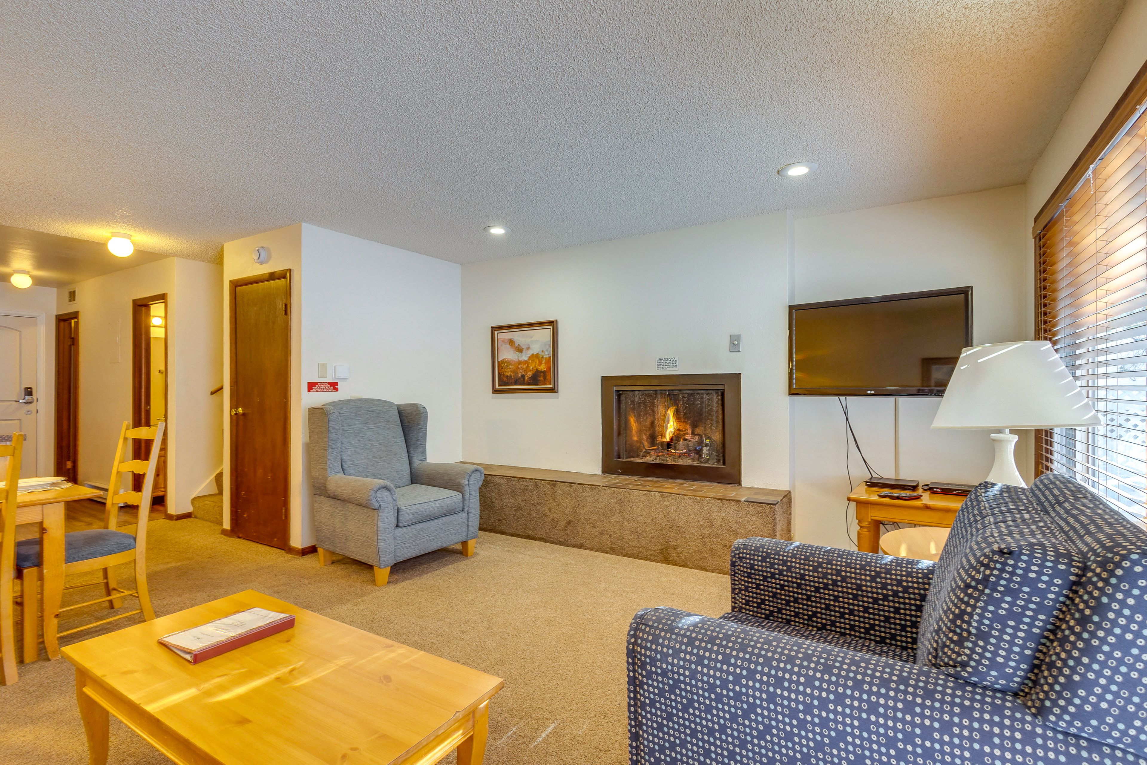 Living Room | Queen Sleeper Sofa | 1st Floor