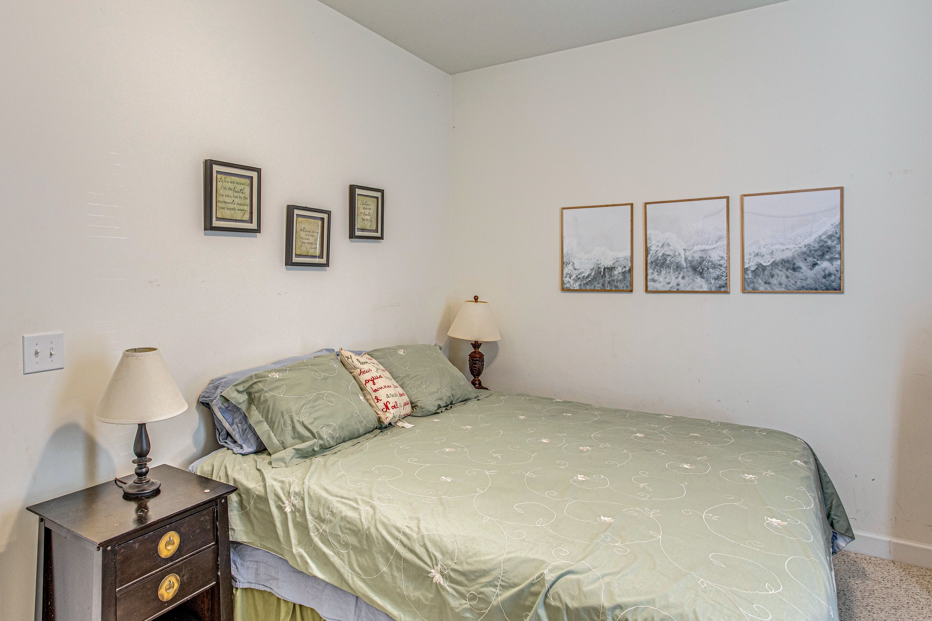 Bedroom 2 | King Bed | Twin Sleeper Sofa