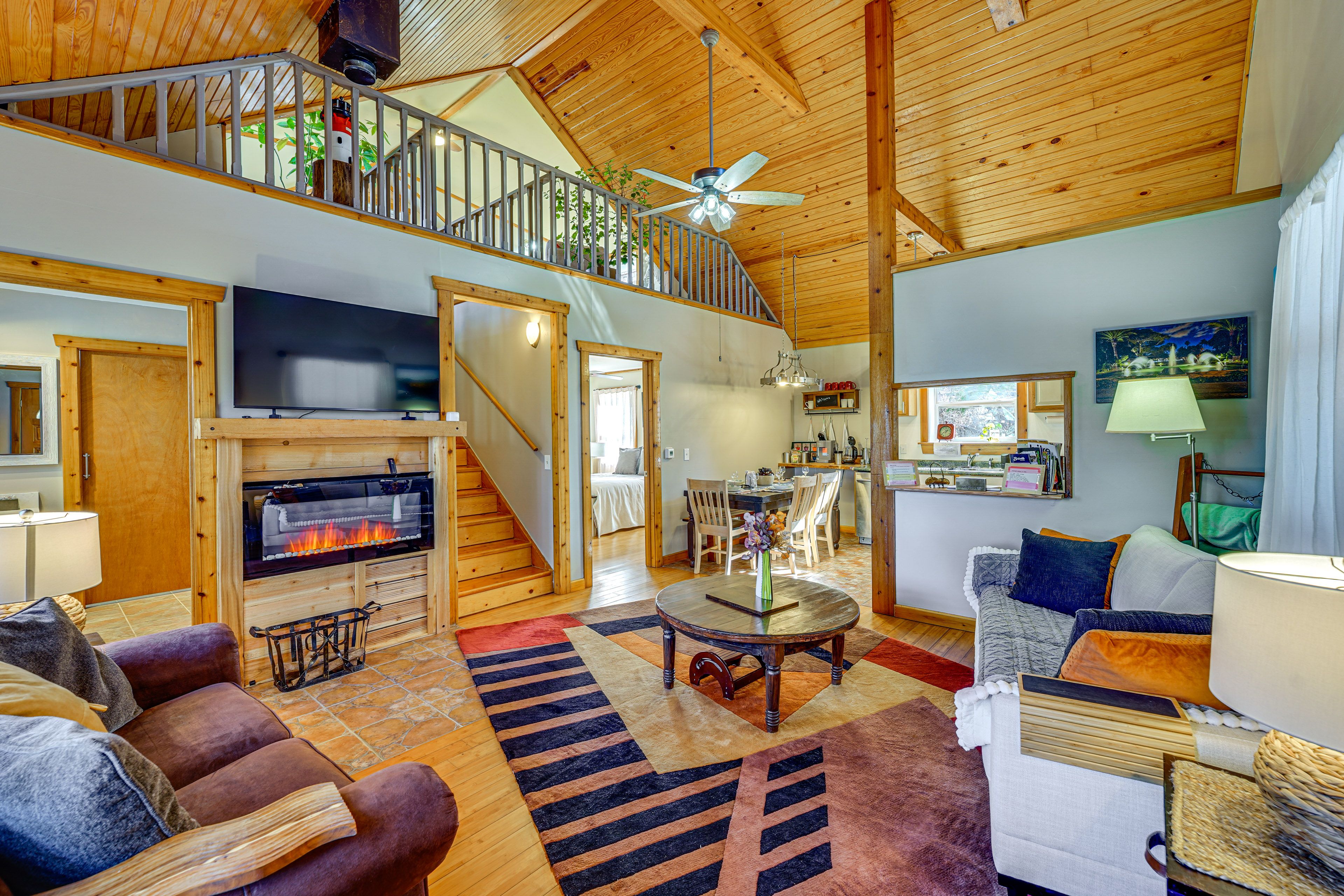 Fayetteville Vacation Rental | 1BR + Loft | 1BA | 1,200 Sq Ft | 5 Steps to Enter