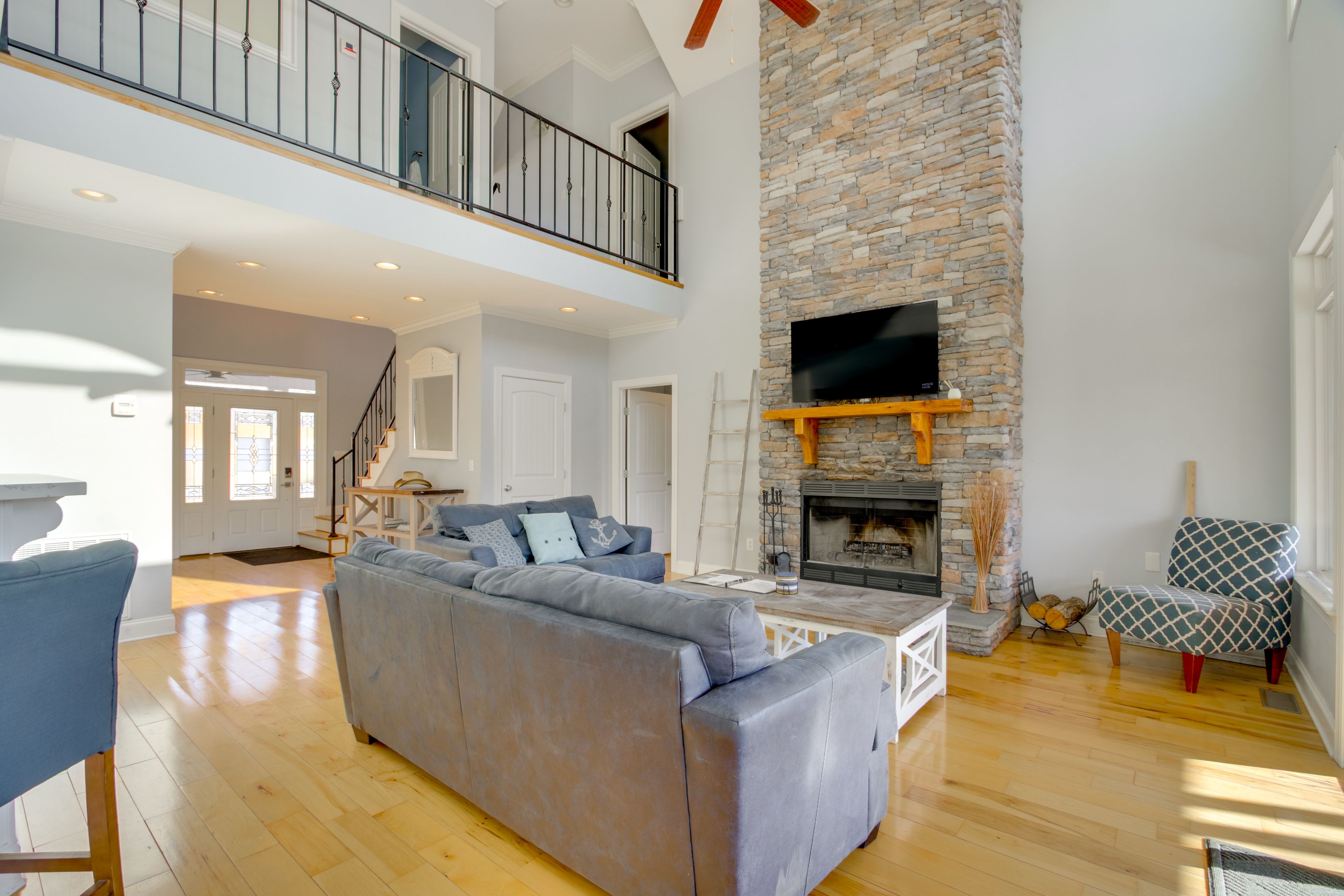 Living Room | Main Level