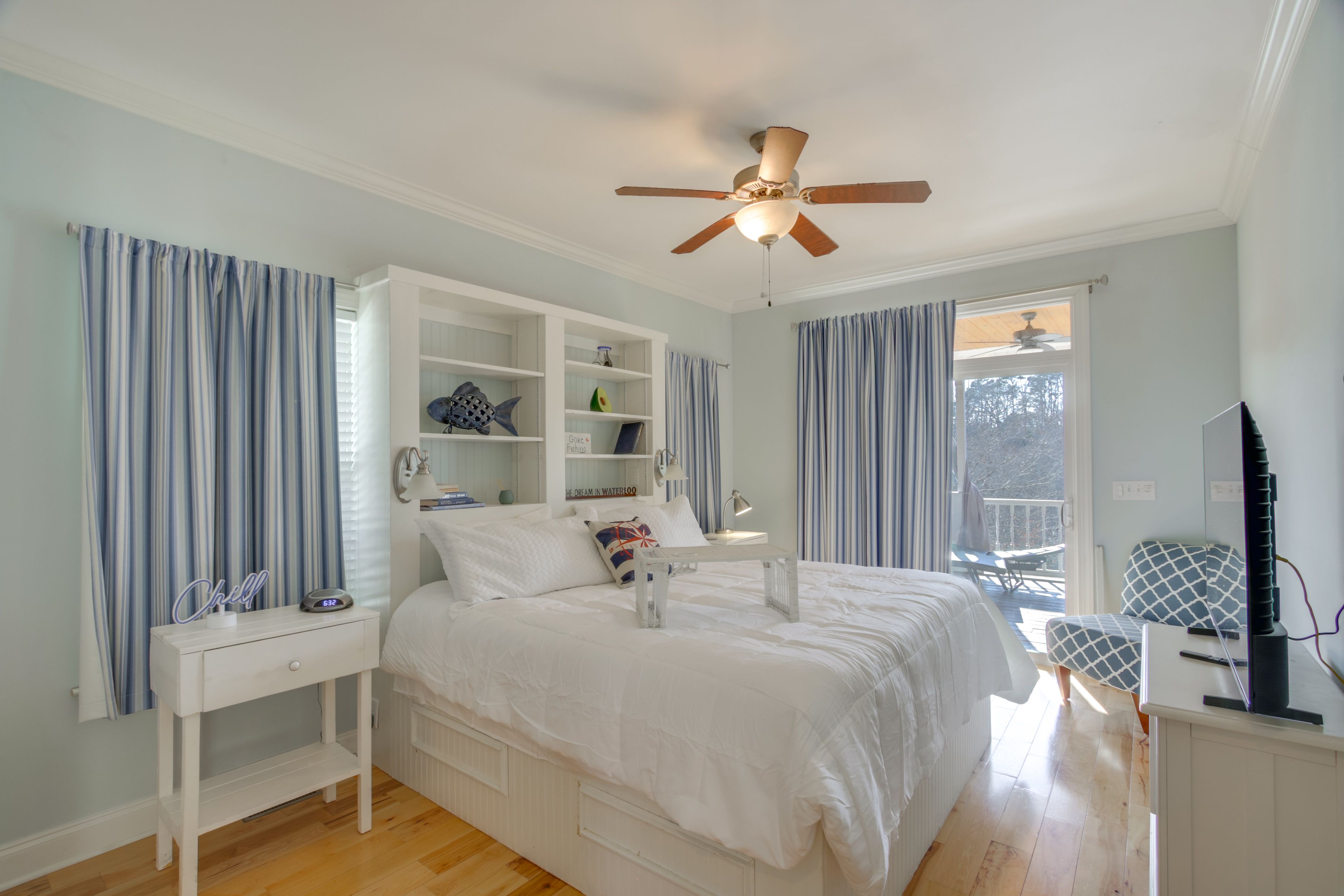 Bedroom 1 | King Bed | Main Level