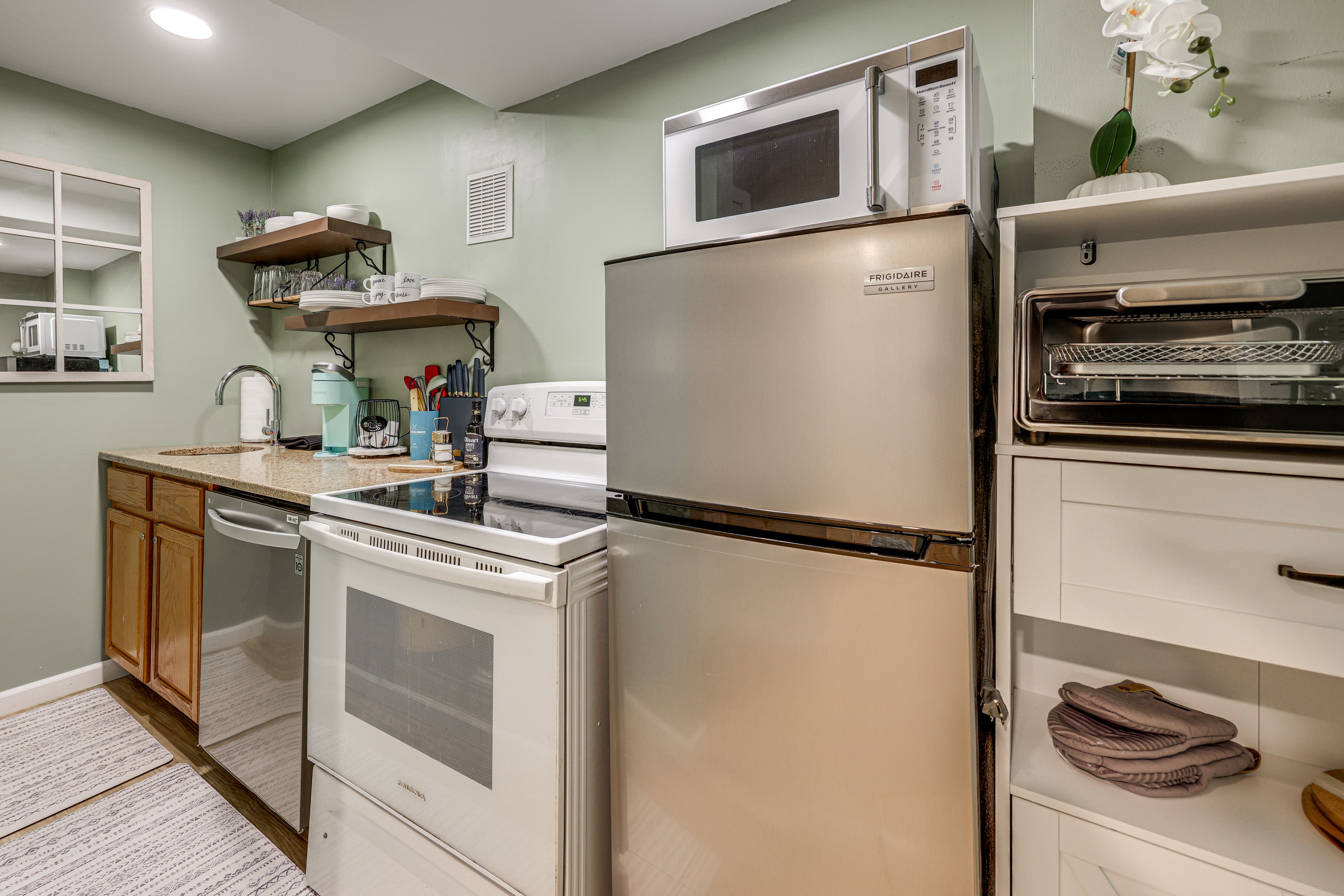 Kitchen | Cooking Basics | Keurig Coffee Maker