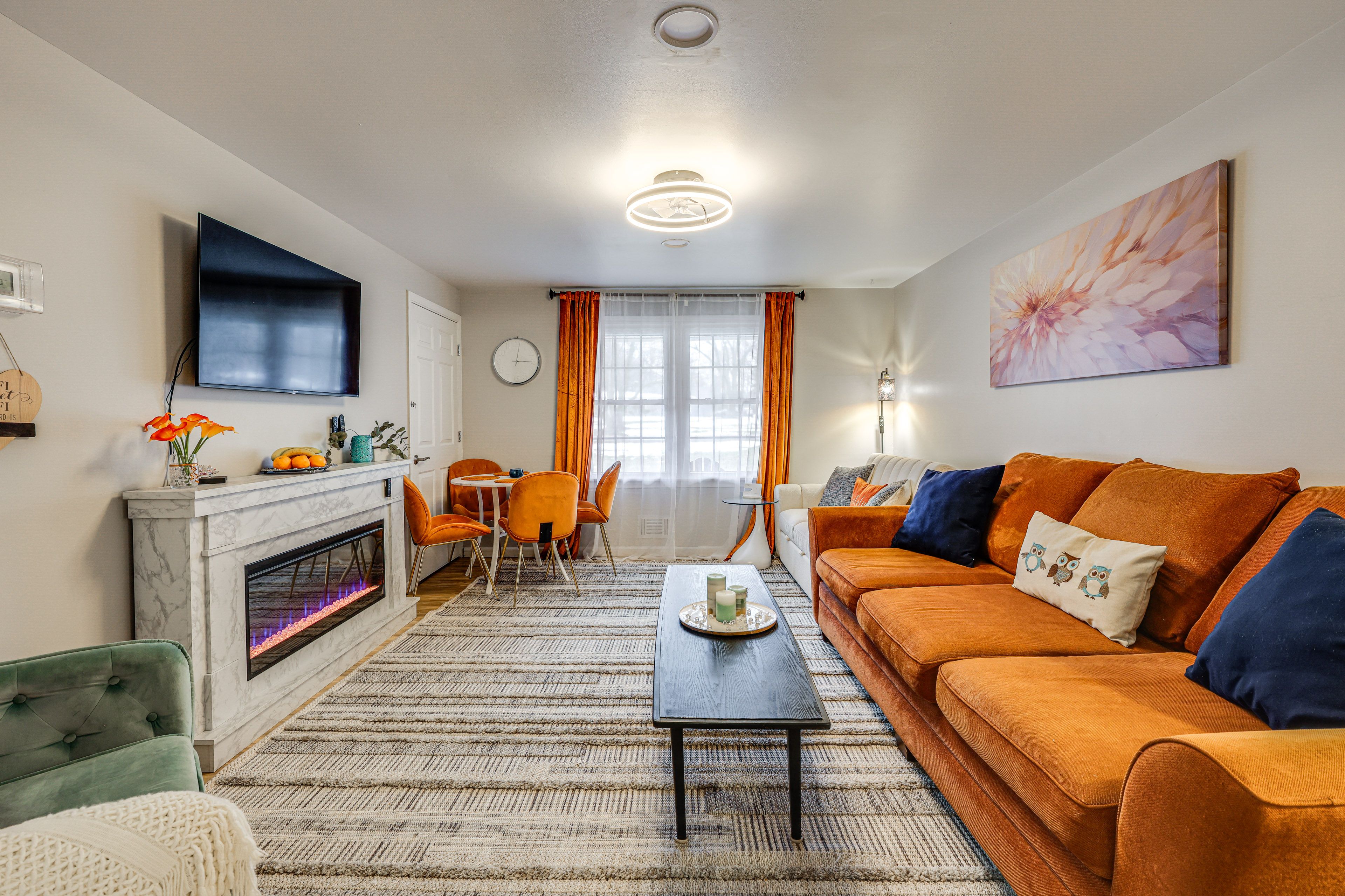 Pittsford Vacation Rental | 2BR | 1BA | 710 Sq Ft