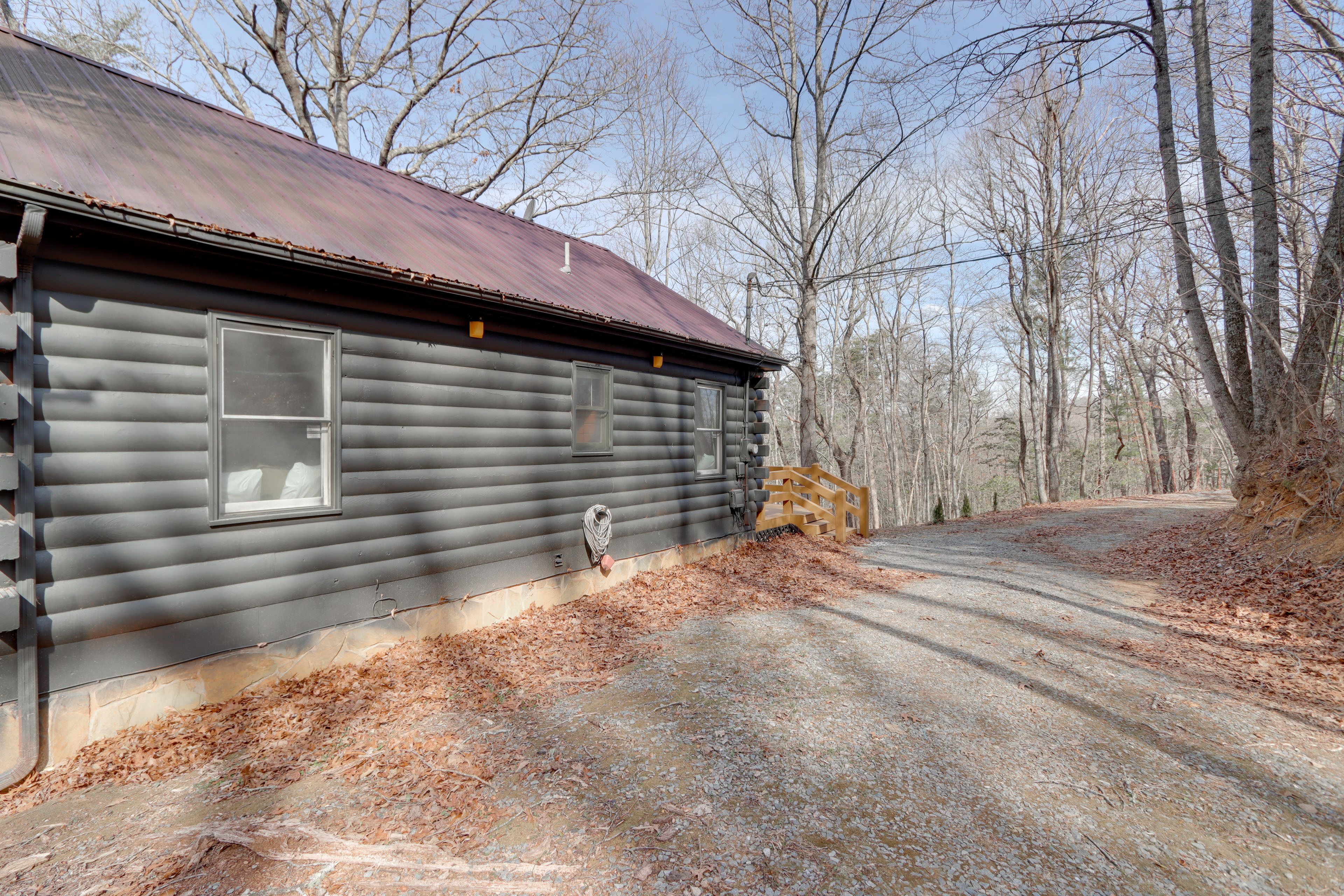 Driveway Parking | 2 Vehicles