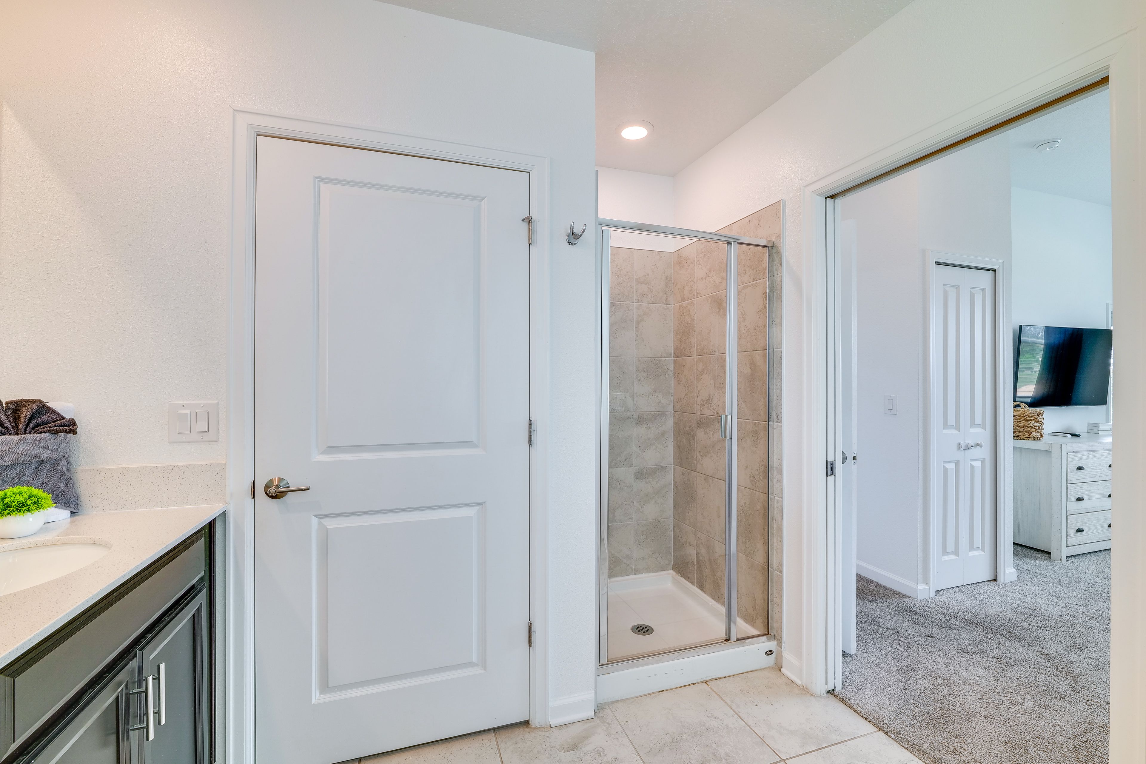 En-Suite Bathroom