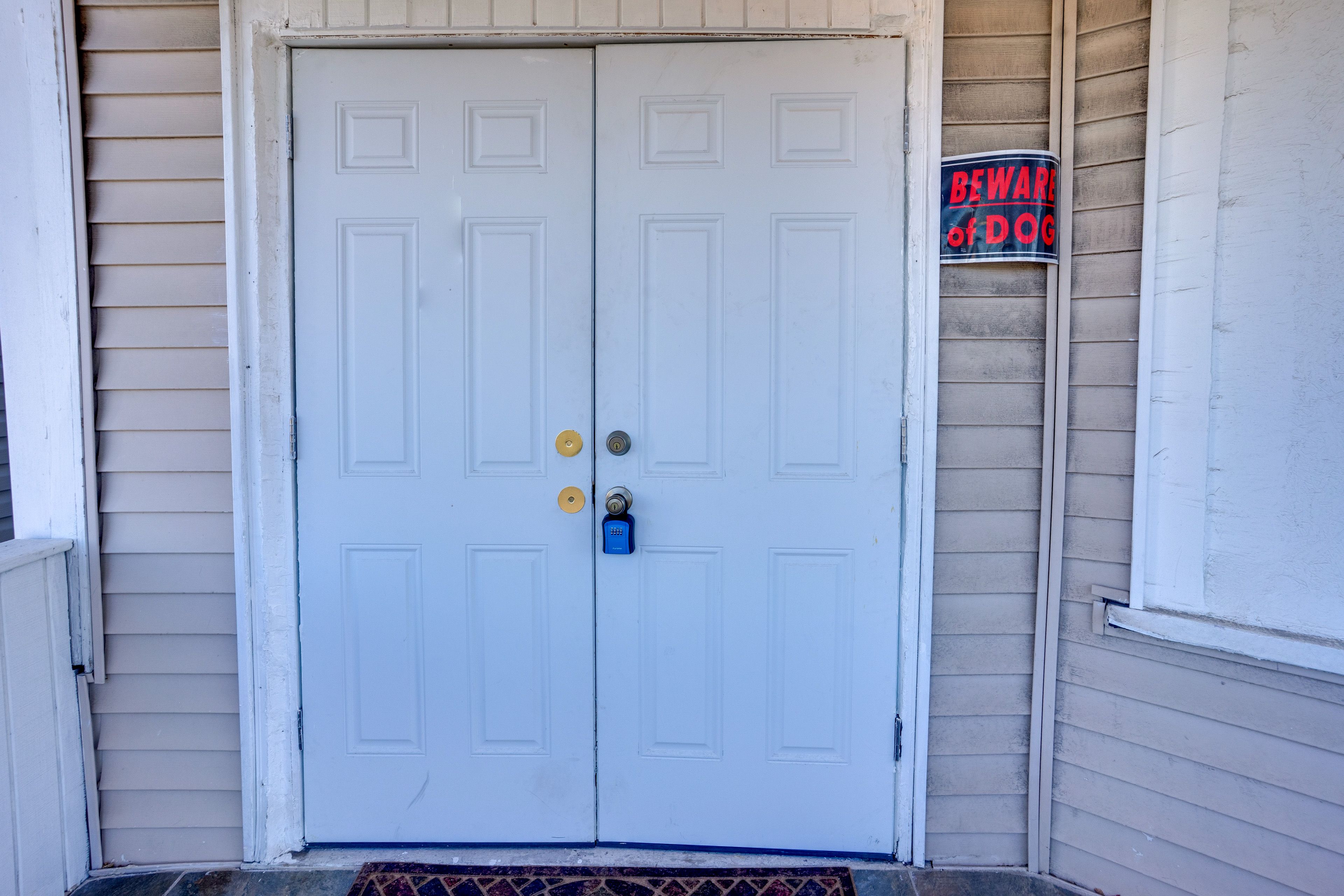 Property Exterior | Single-Level Duplex | Upstairs Unit