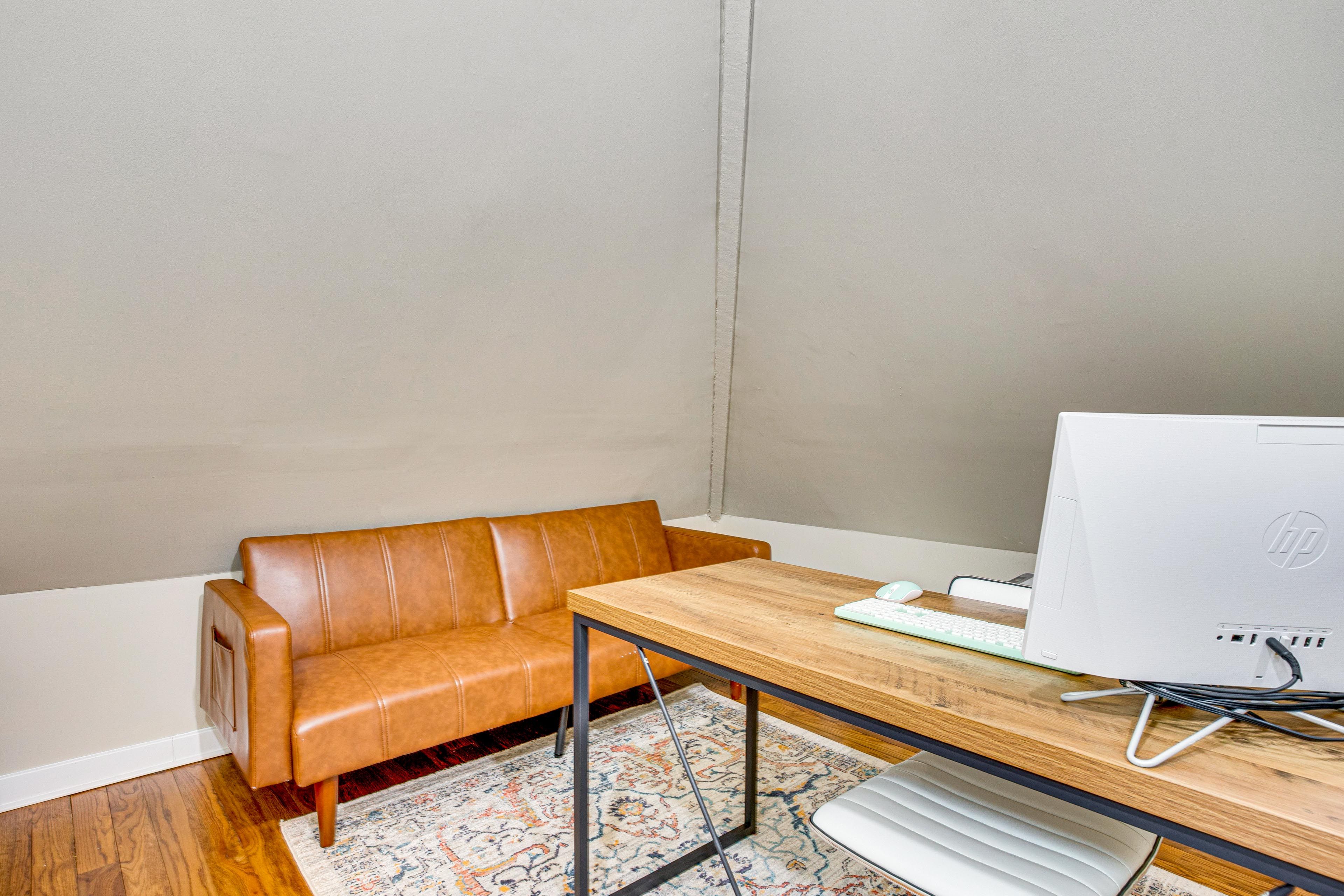 Office | Twin Futon | 3rd Floor