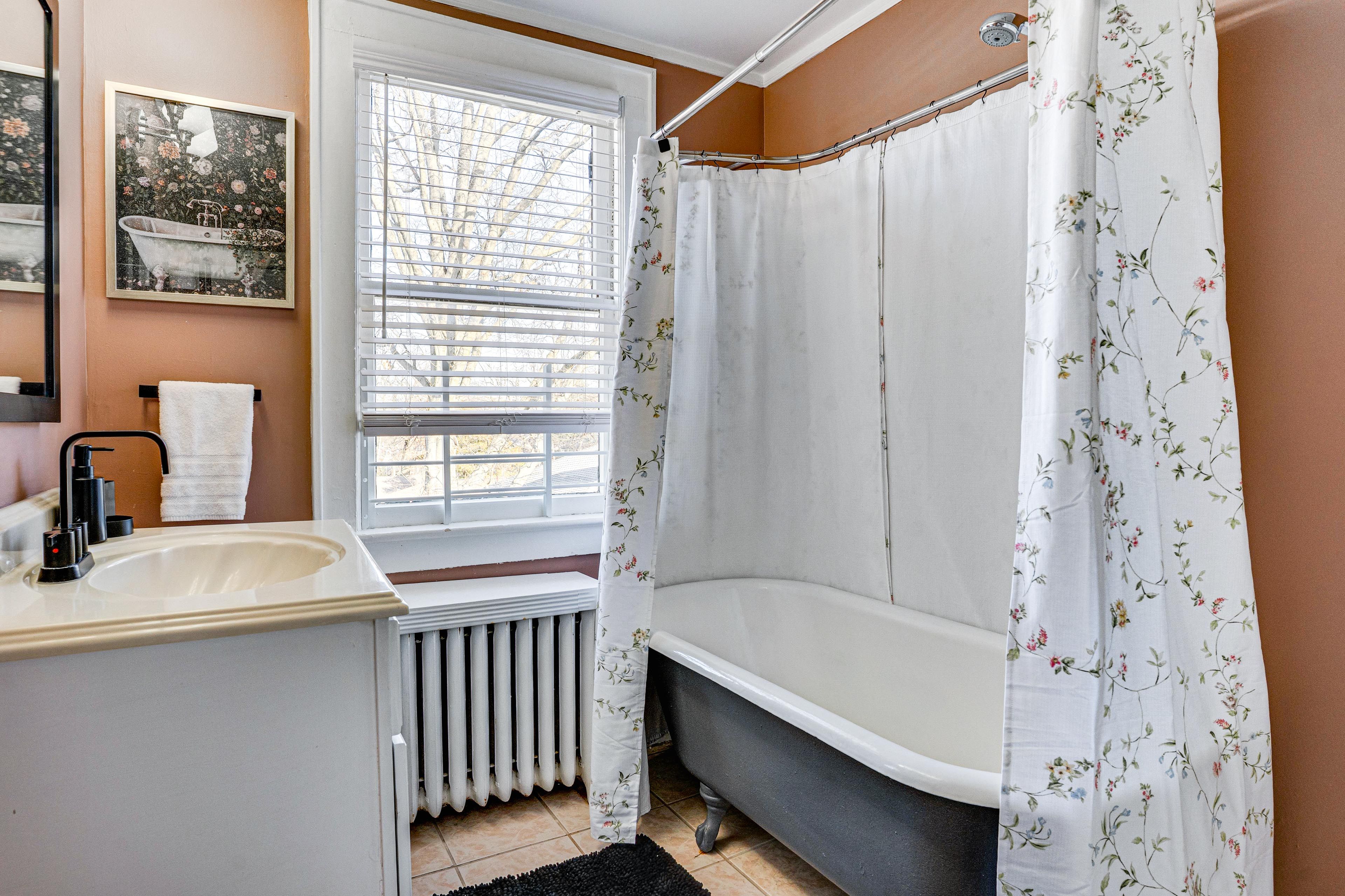 En-Suite Bathroom | 3rd Floor