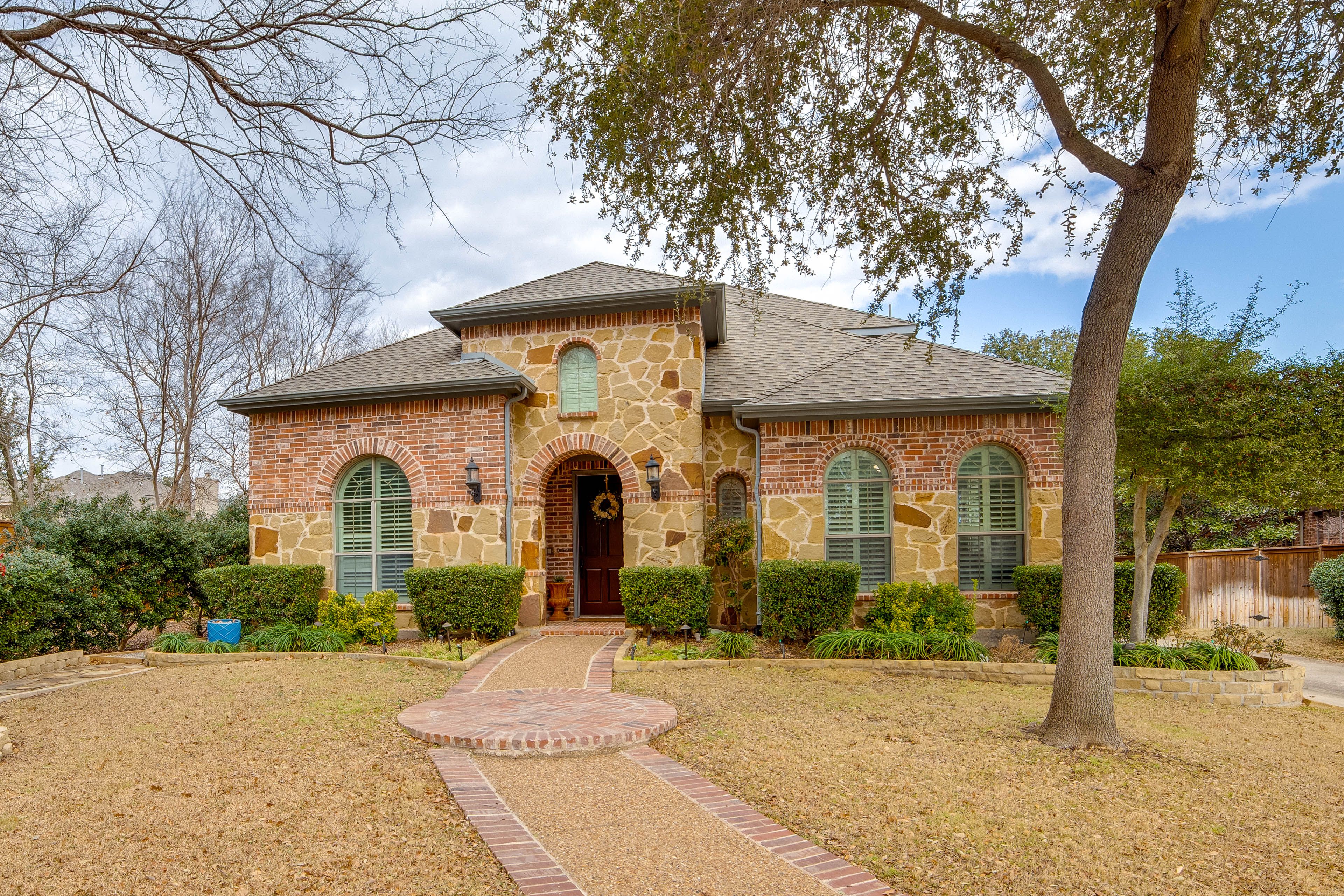 Parking | Back Driveway (2 Vehicles)