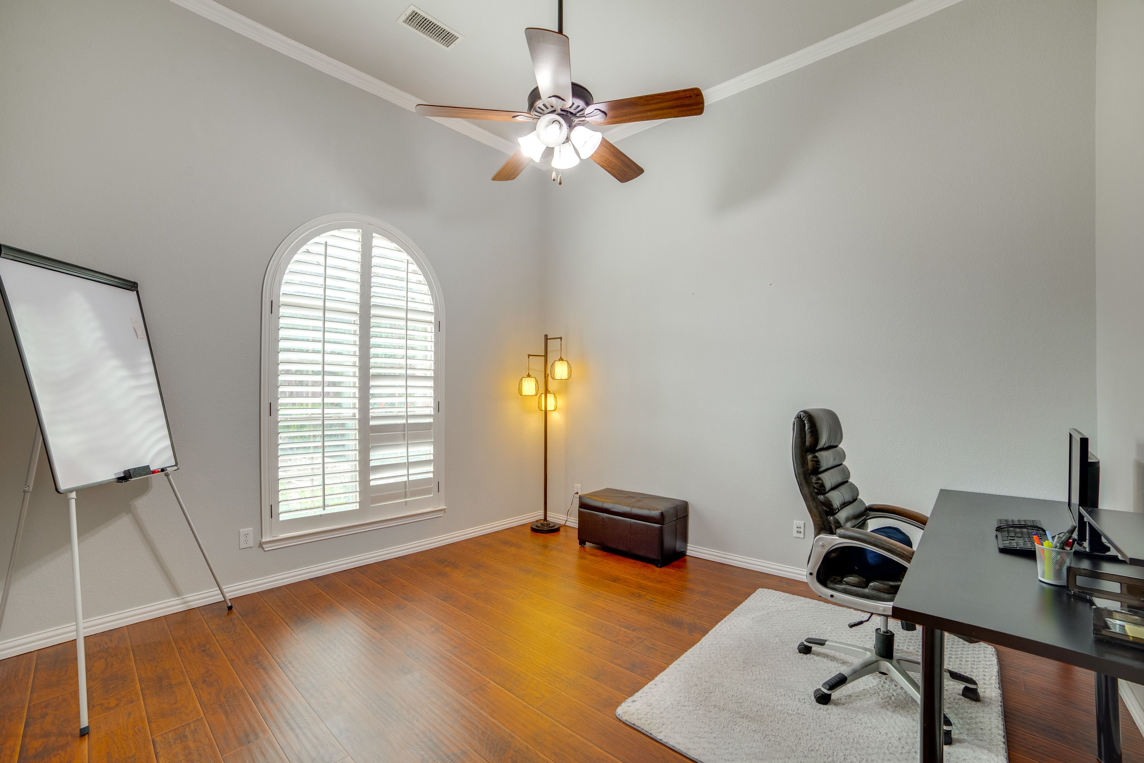 Private Office | Monitor | 1st Floor