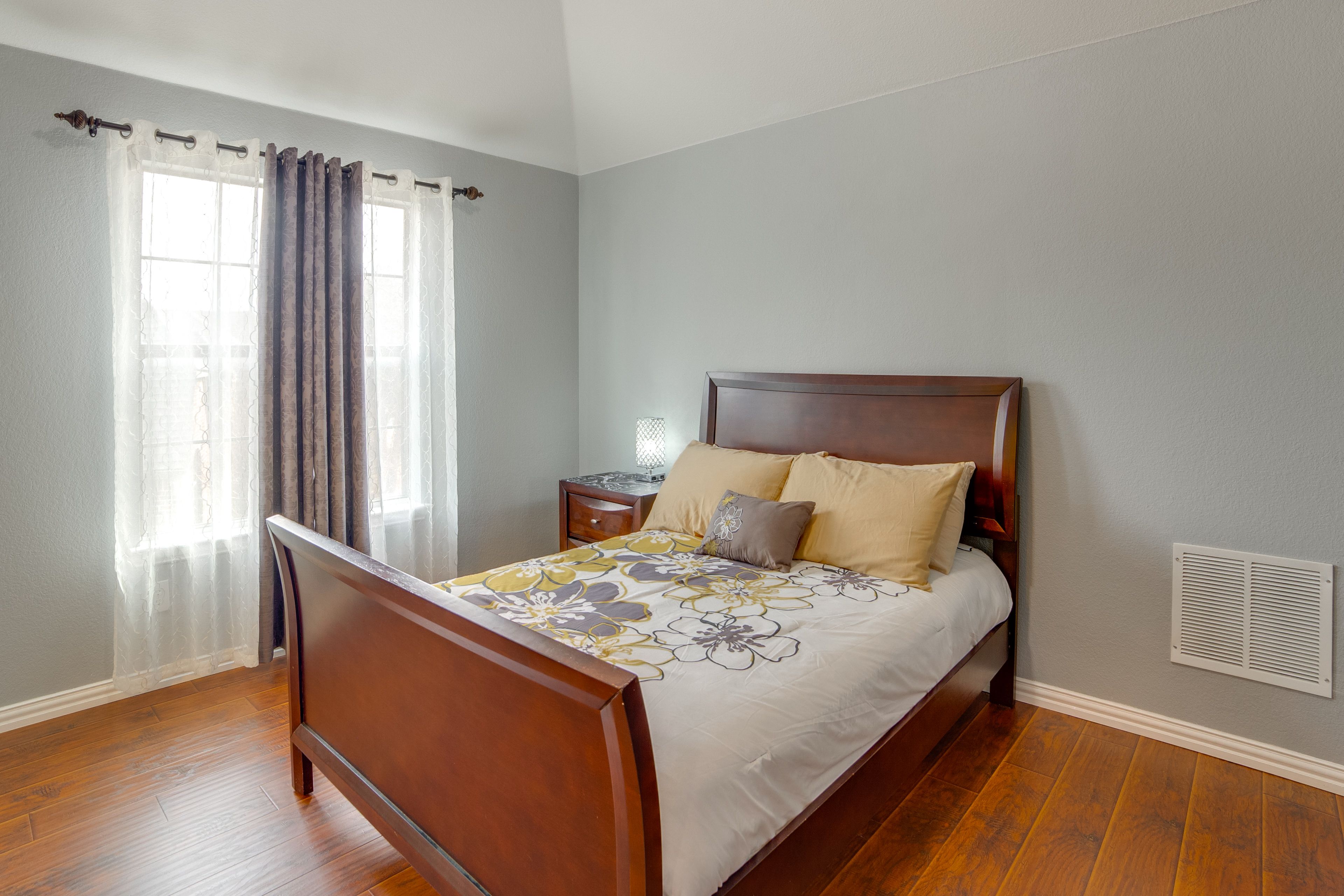 Bedroom 3 | Full Bed | 2nd Floor