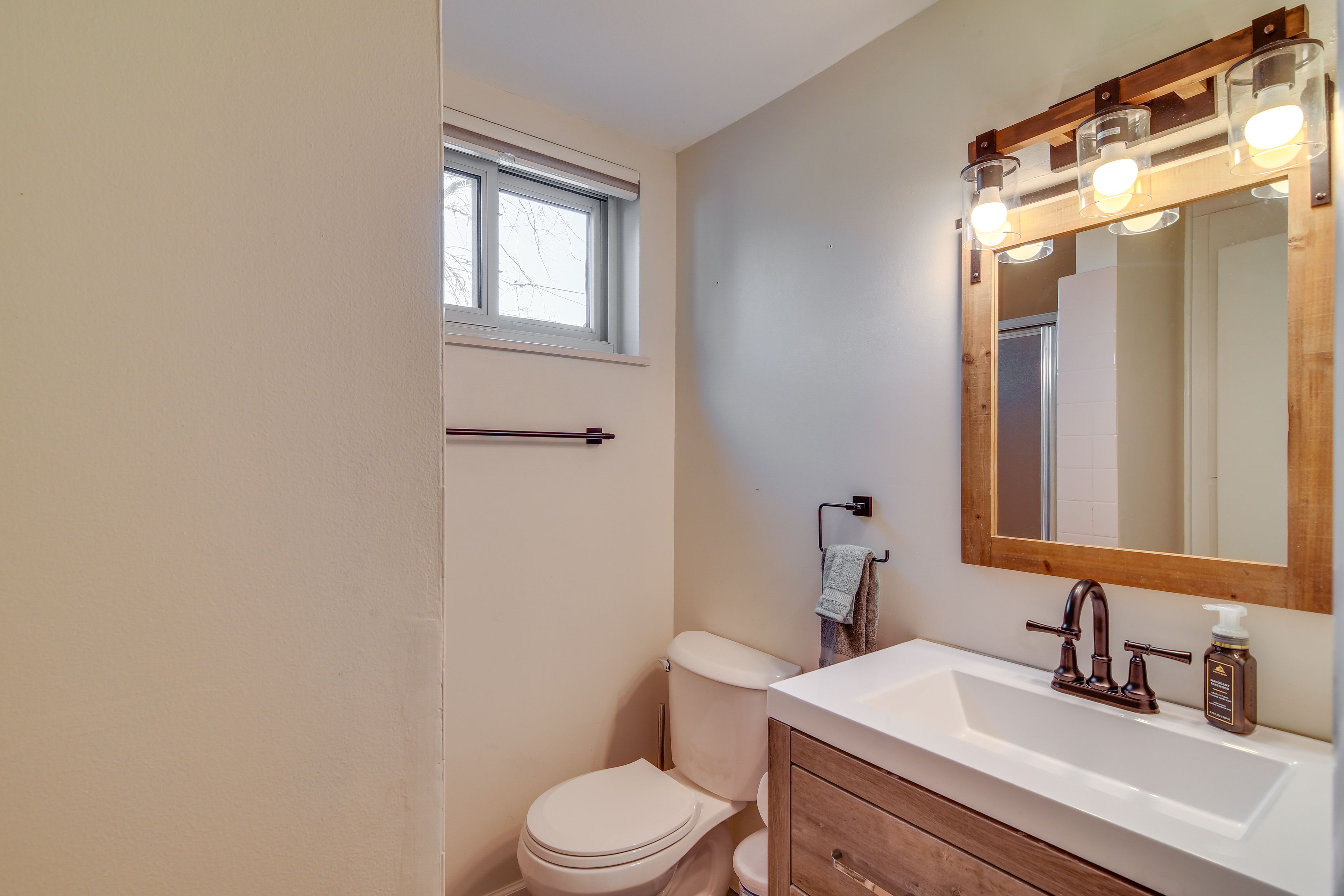 Full Bathroom | Lower Level