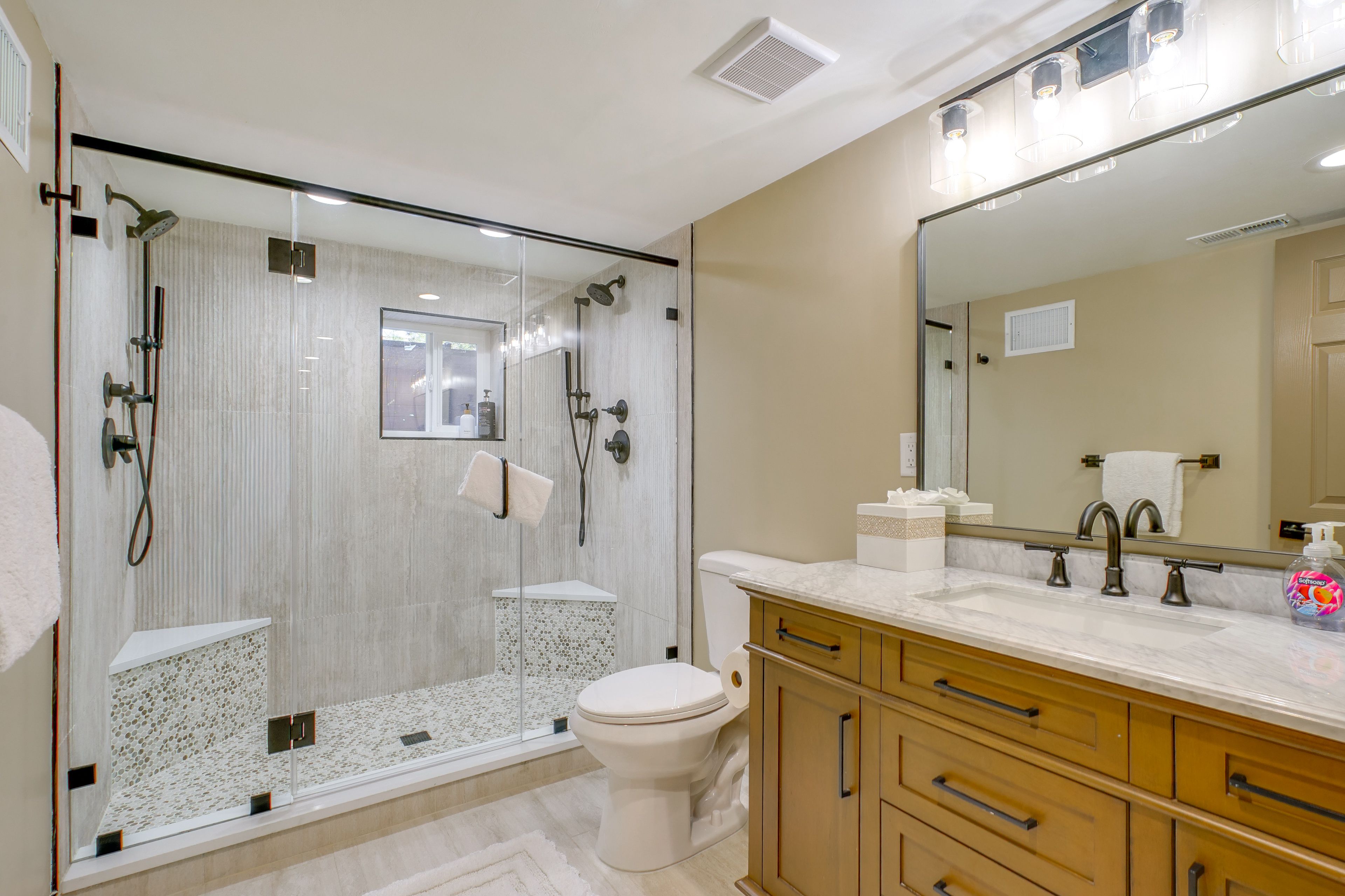 Bathroom | Lower Floor