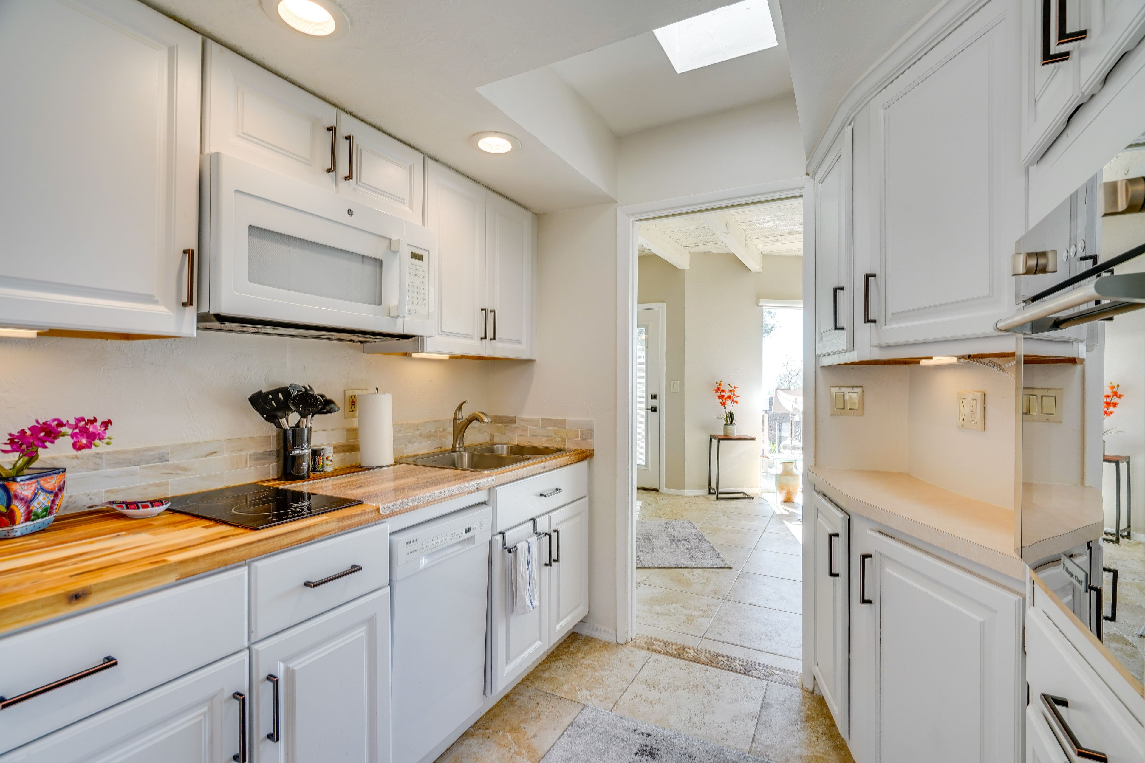 Kitchen | Drip & Keurig Coffee Makers | Blender