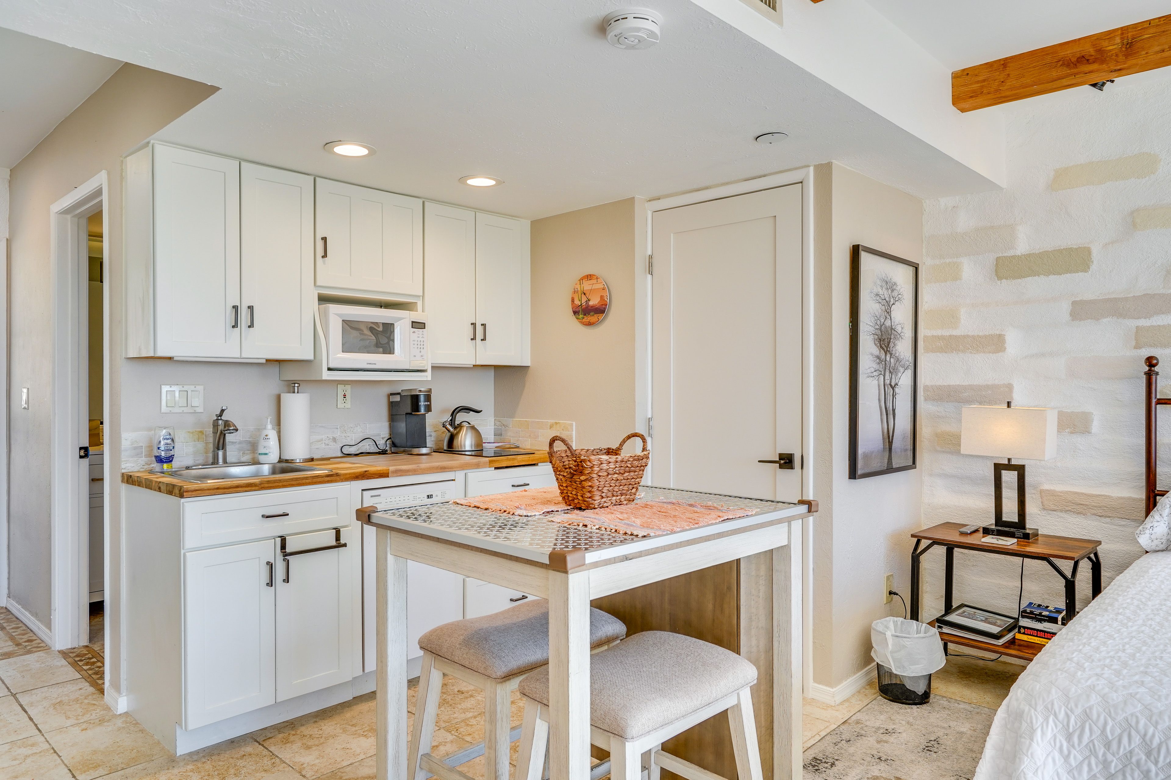 Kitchen | Keurig Coffee Maker | Kettle