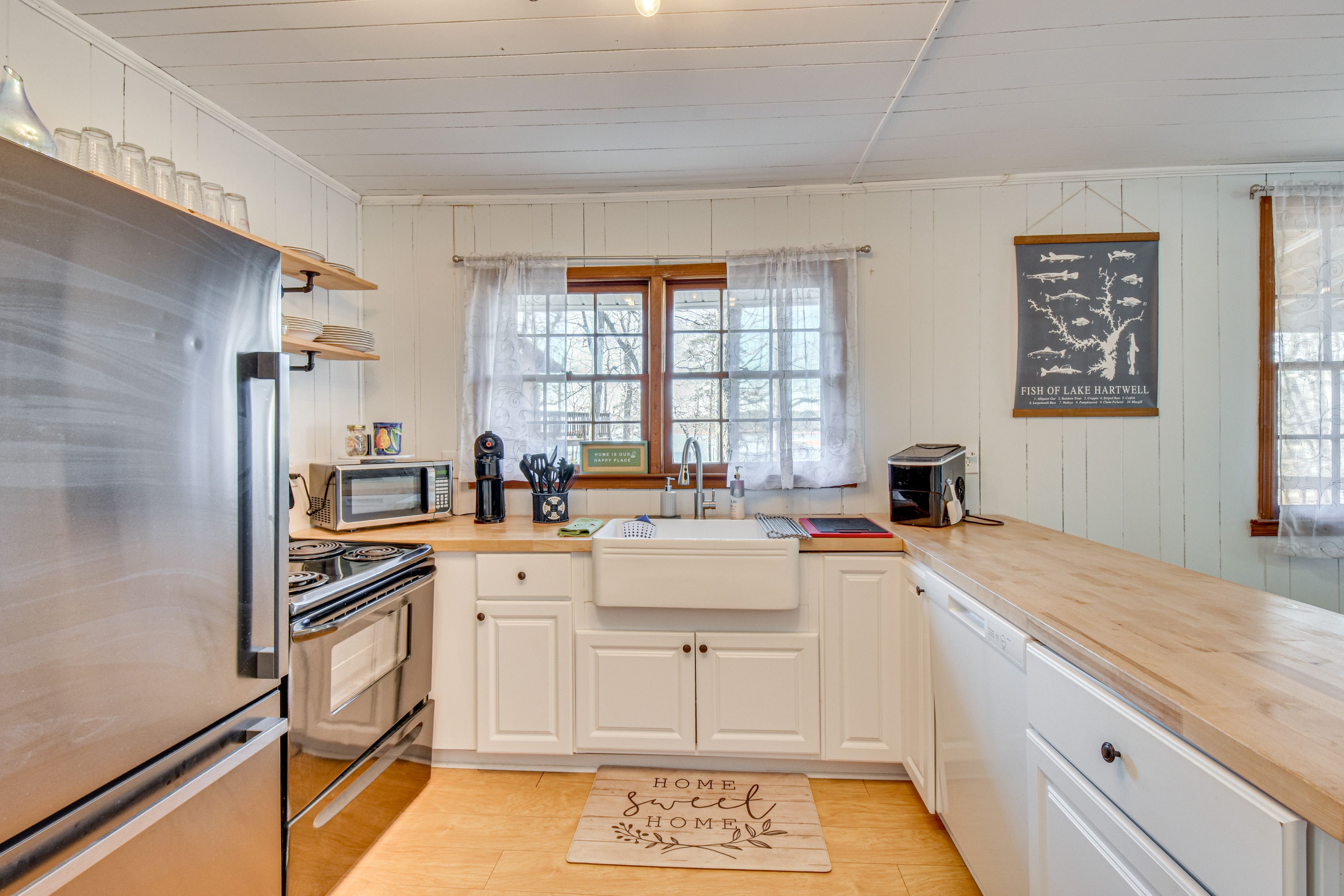 Kitchen | Upper Level