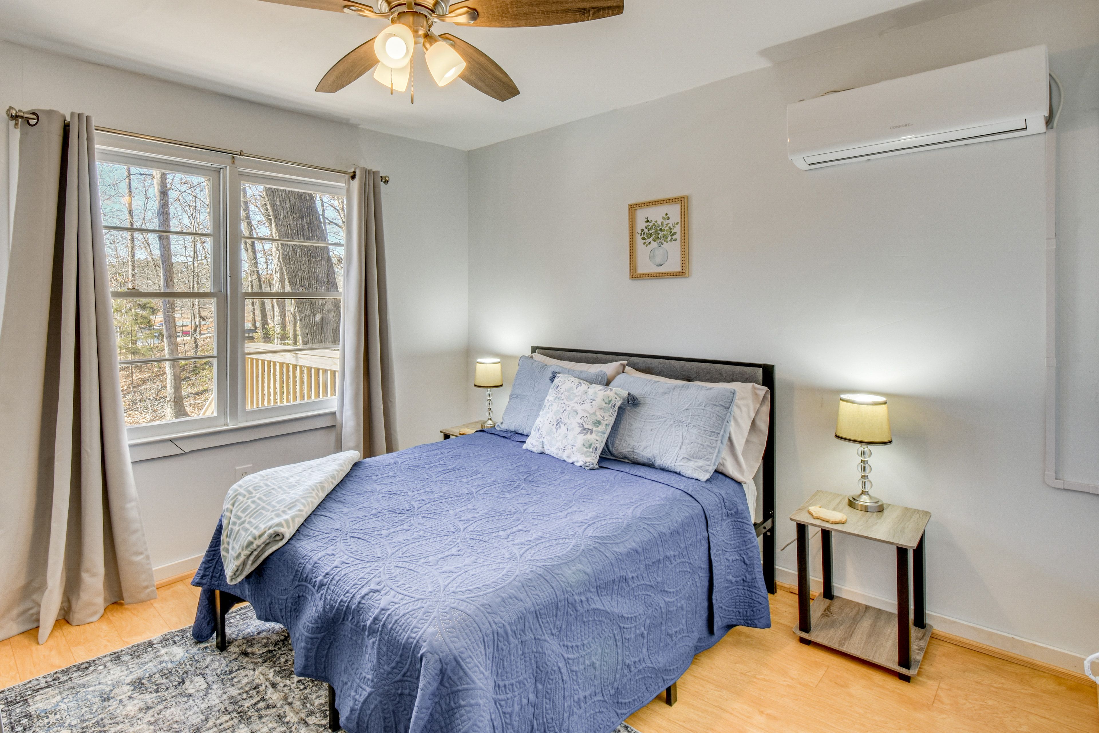 Bedroom 3 (Lower-Level Unit) | Full Bed