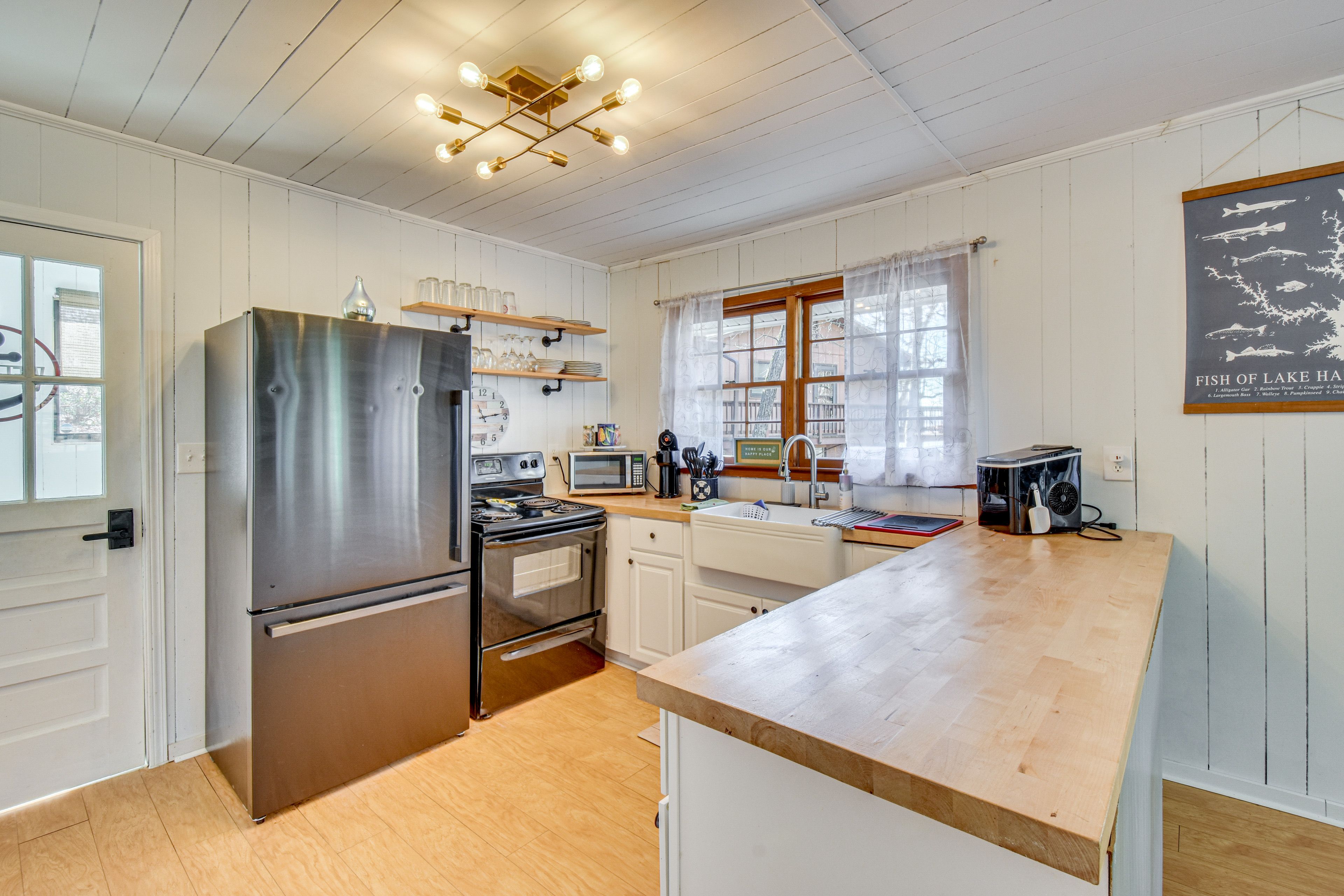 Kitchen | Cooking Basics | Coffee Maker | Upper Level