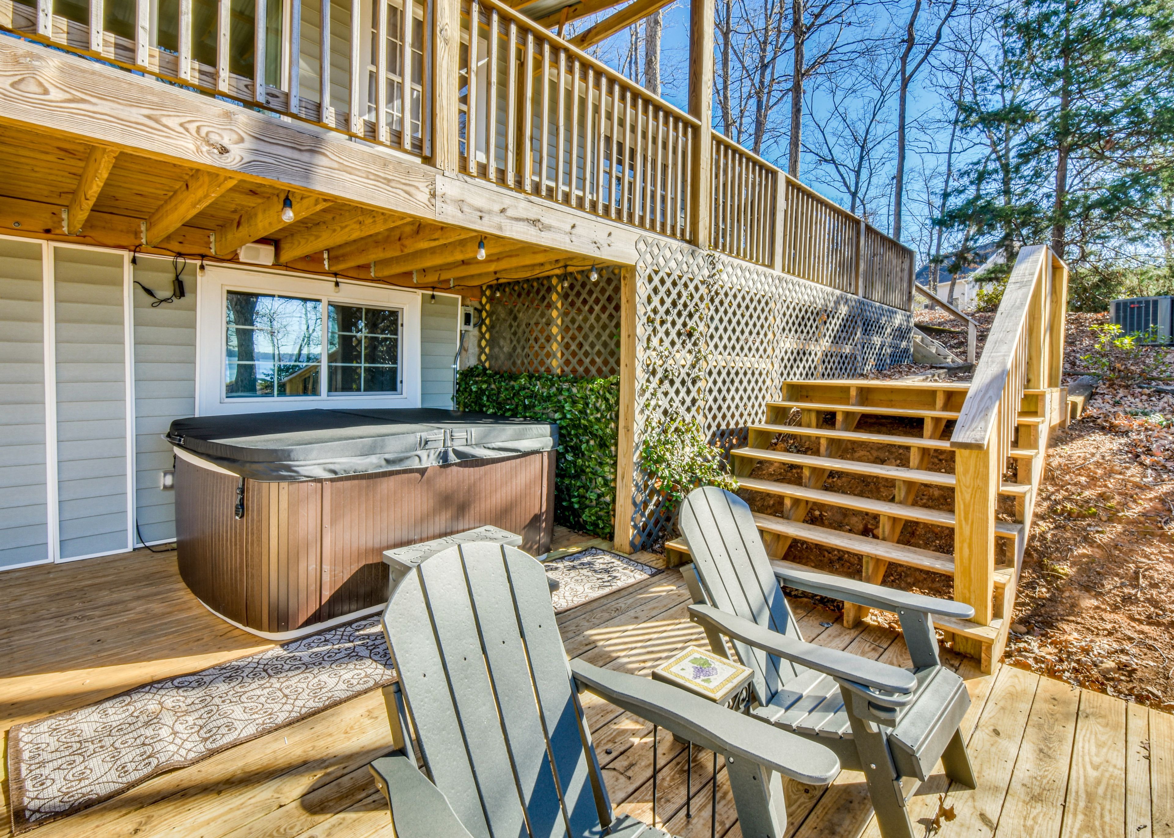 Private Deck | Hot Tub | Lake Views