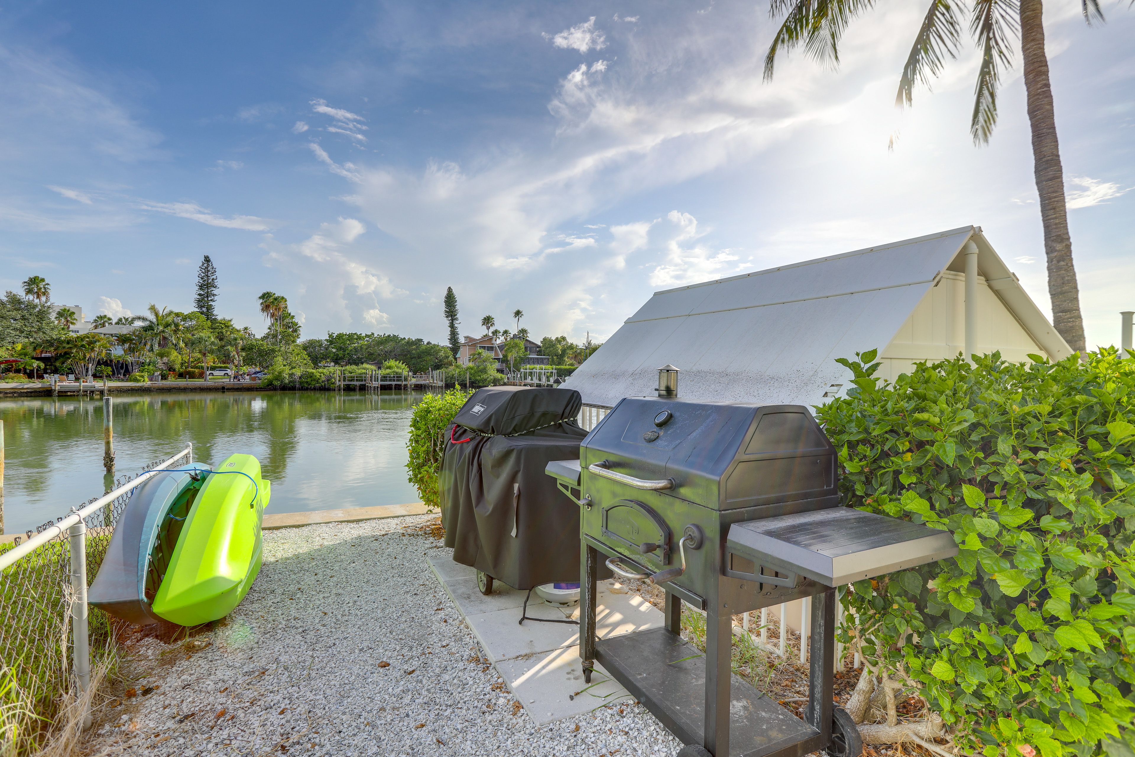 Leporello Community | Grilling Area