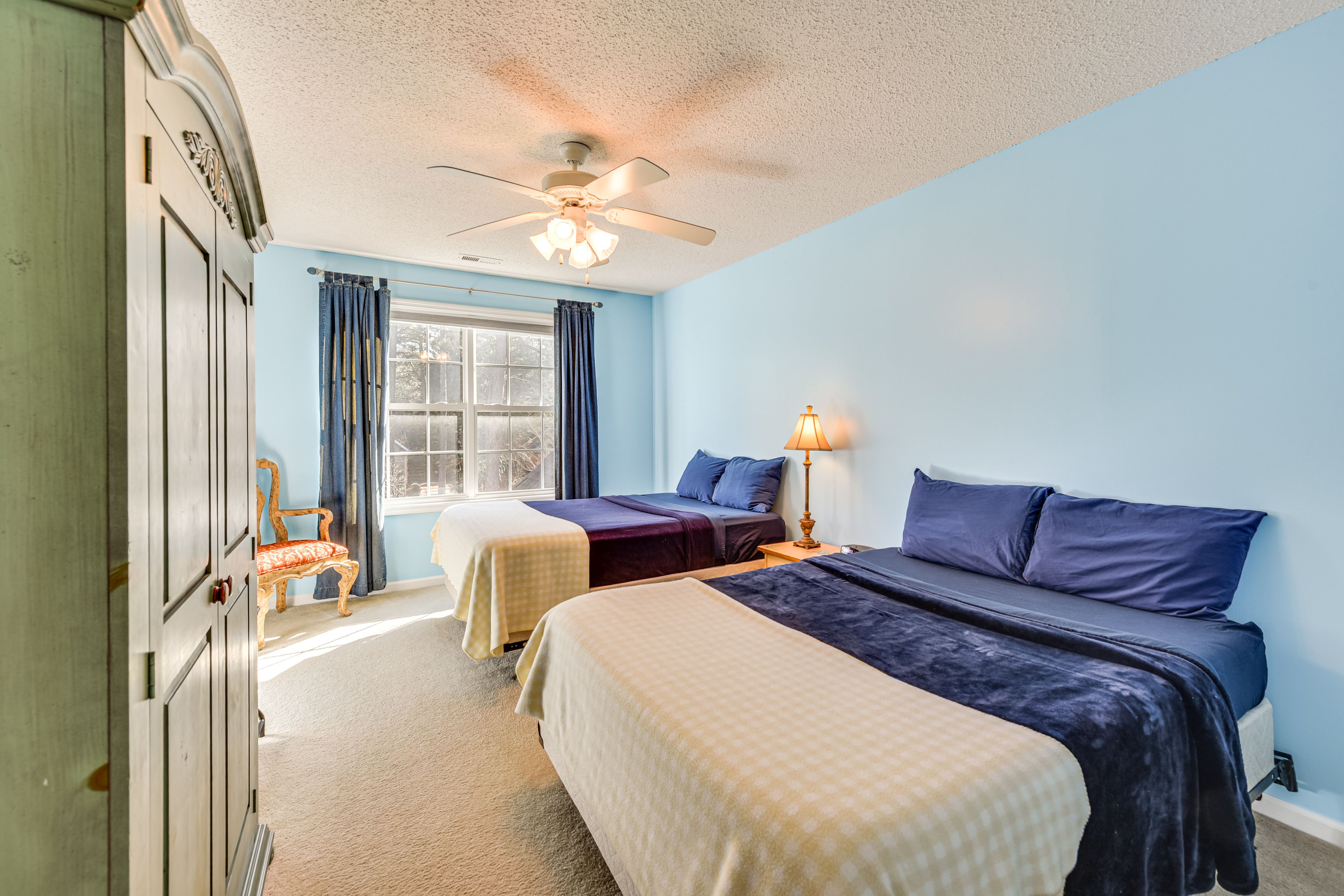 Bedroom 4 | 2 Full Beds | En-Suite Bathroom | 2nd Floor