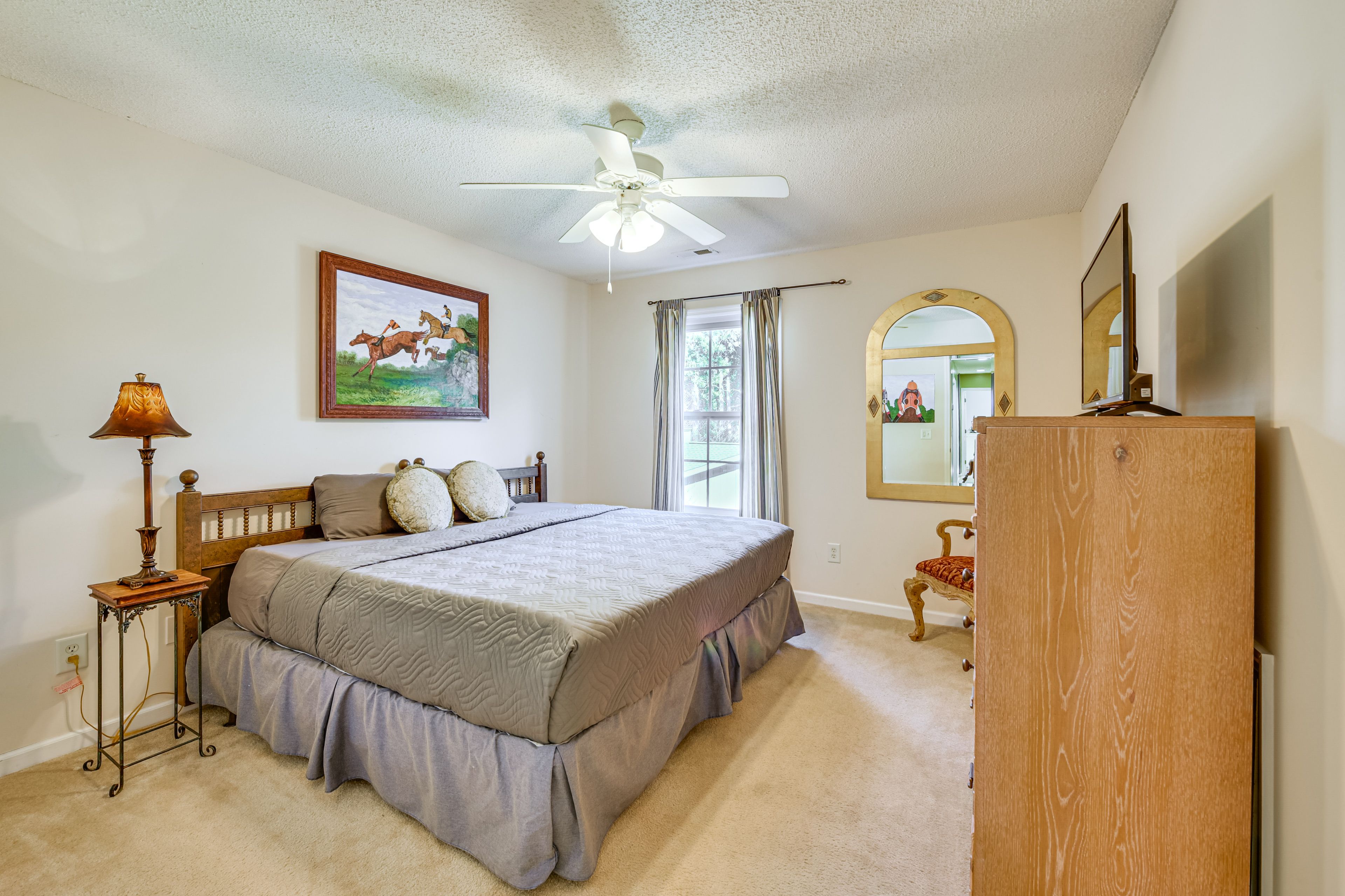 Bedroom 5 | King Bed | 2nd Floor