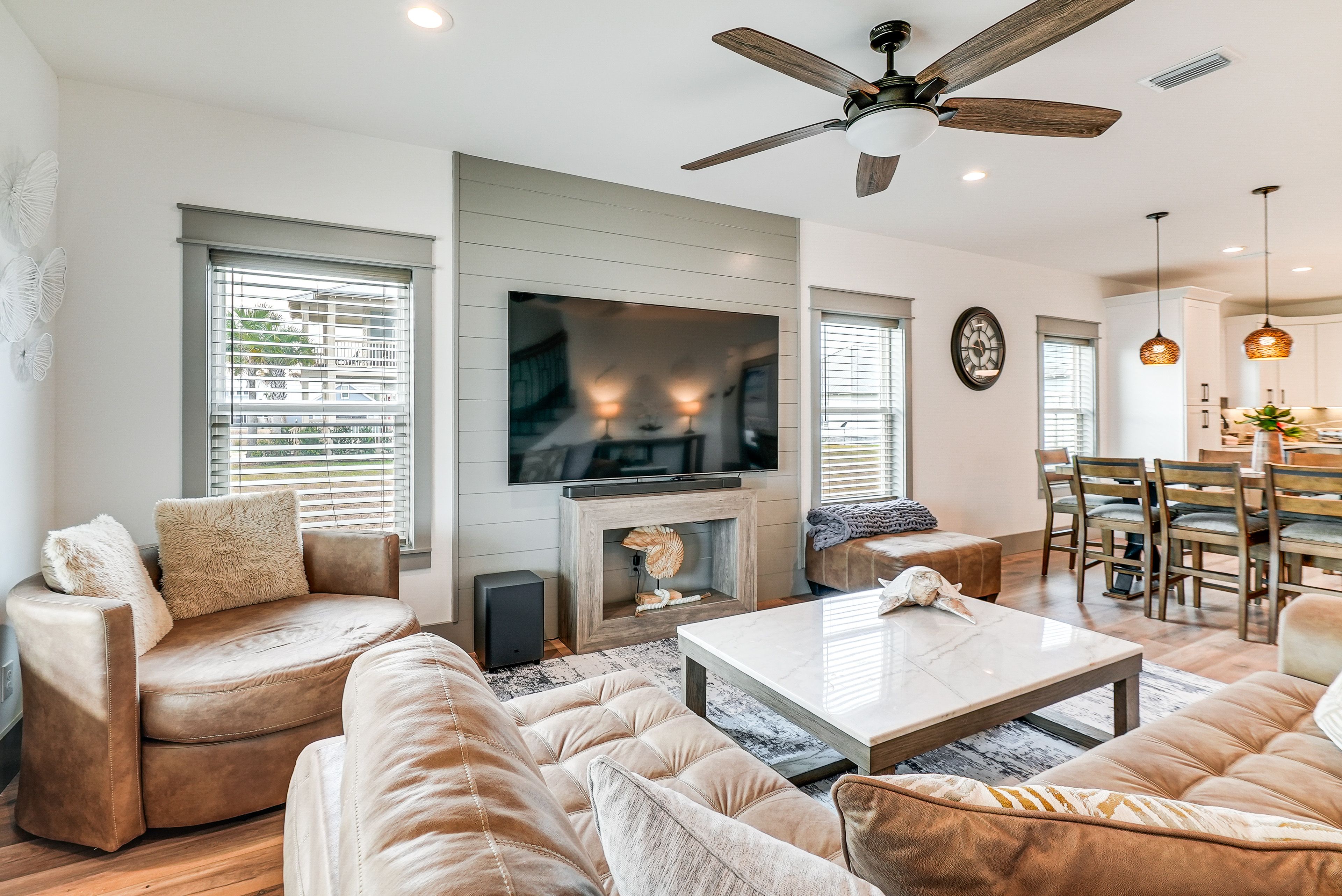 Living Room | Main Level