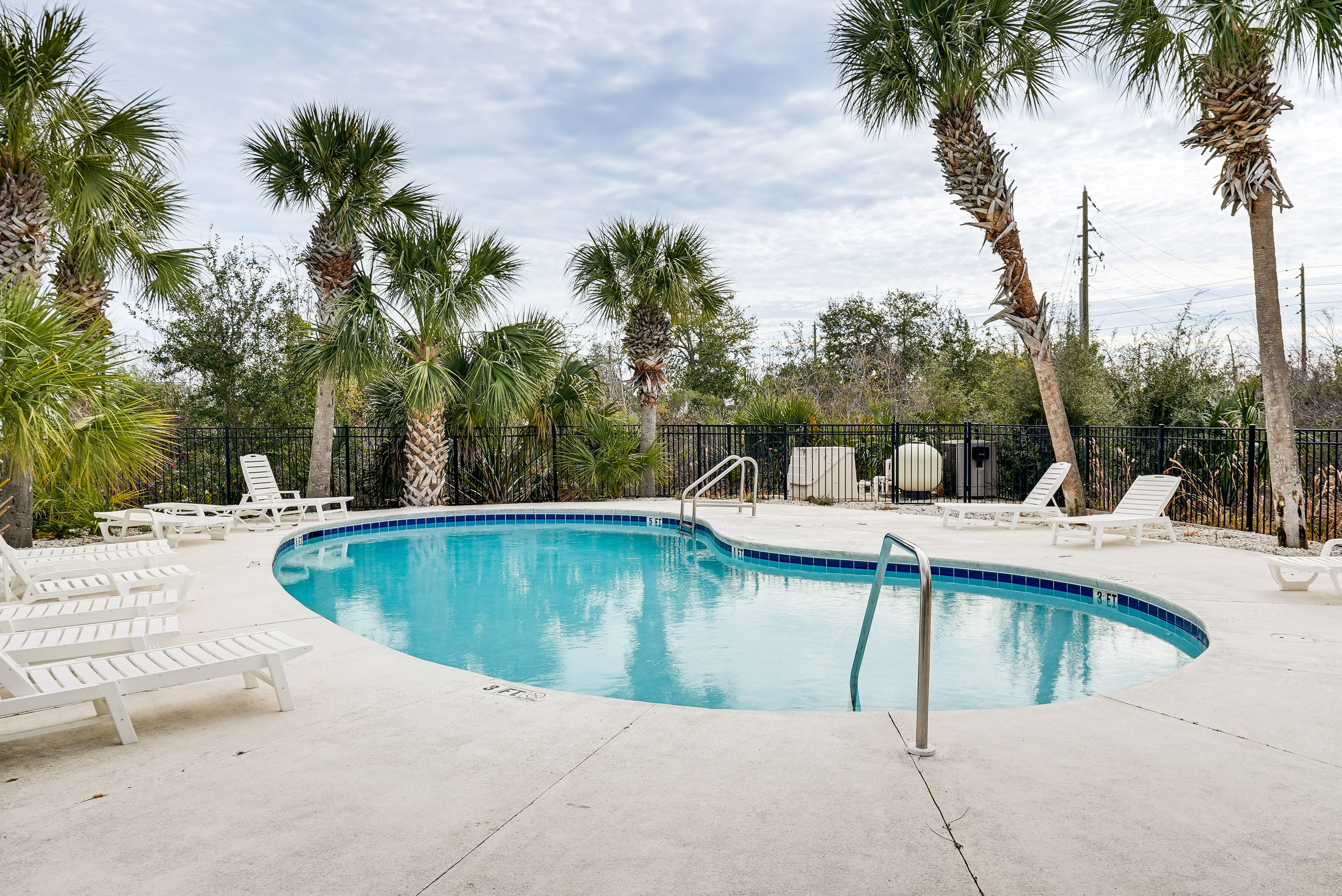 Ocean Plantation Community Pool